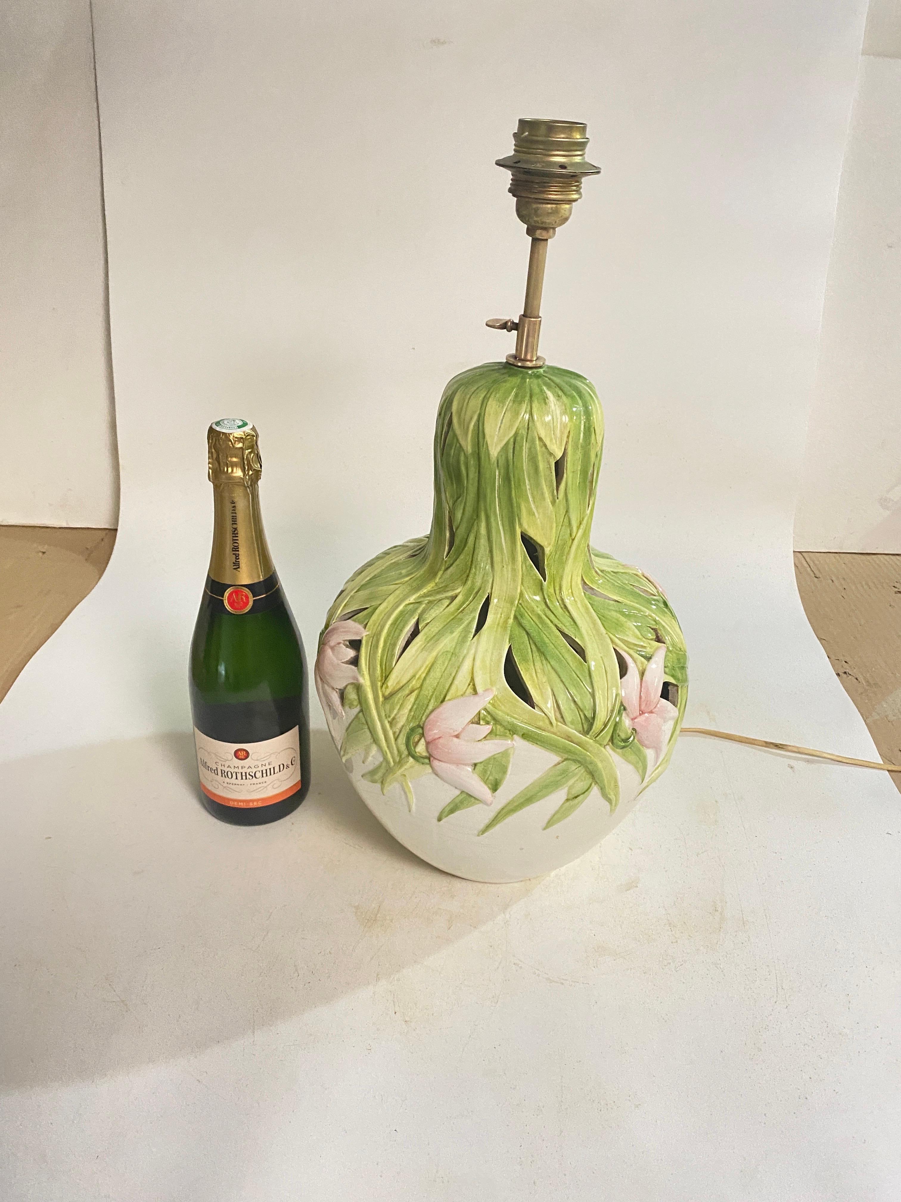 Table Lamp in Crakled Enemeled Ceramic Green Pink and White colors, France, 1970 For Sale 8