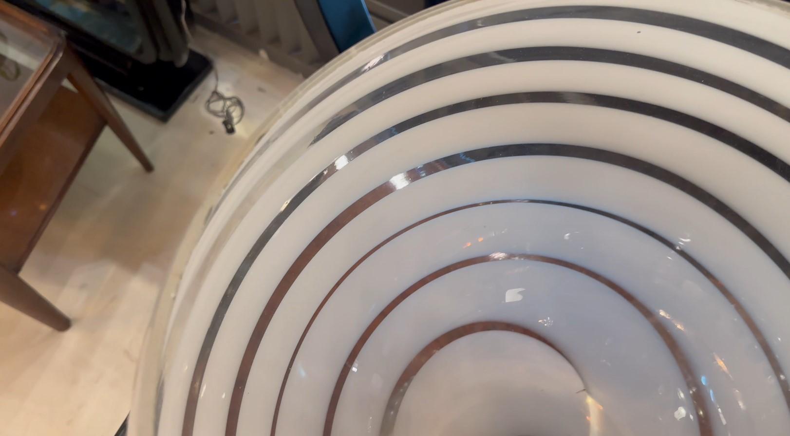 Lampe de table en verre et chrome, 1960, italienne en vente 3