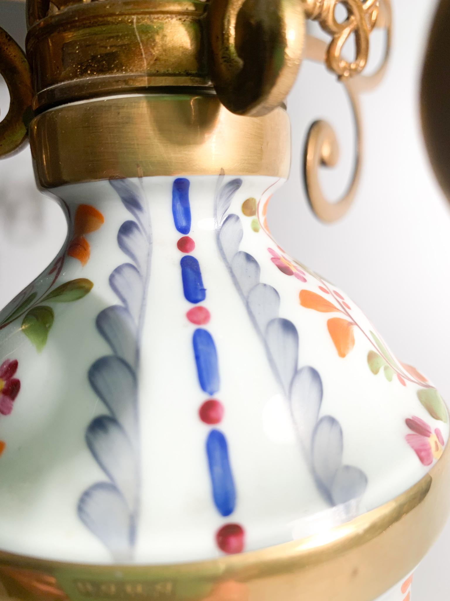 Table Lamp in Hand Painted Sevres Porcelain and Glass Lampshade from the 1940s For Sale 10