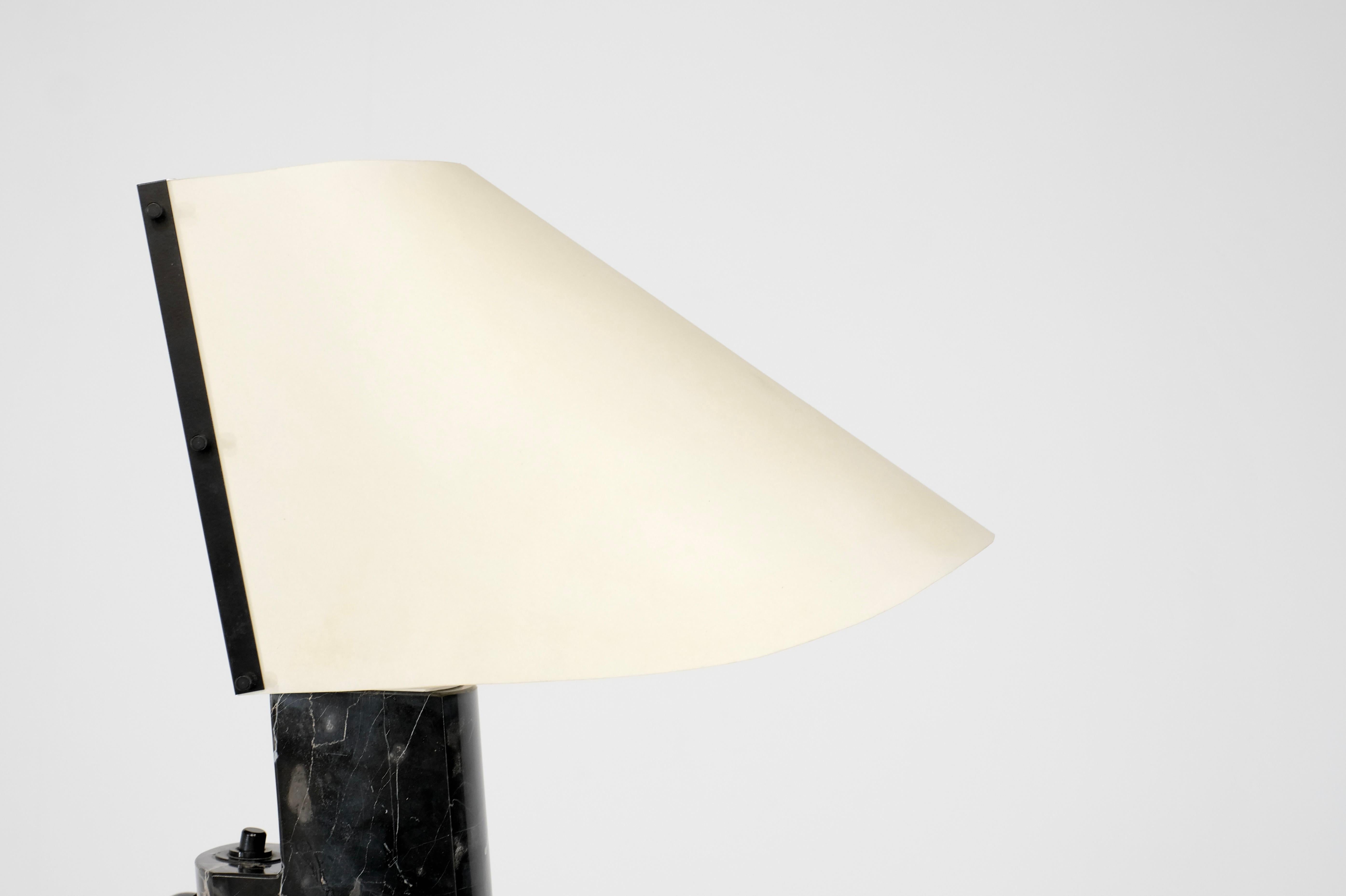Lampada da tavolo in marmo per Stilnovo, Italia anni '70. in vendita 5