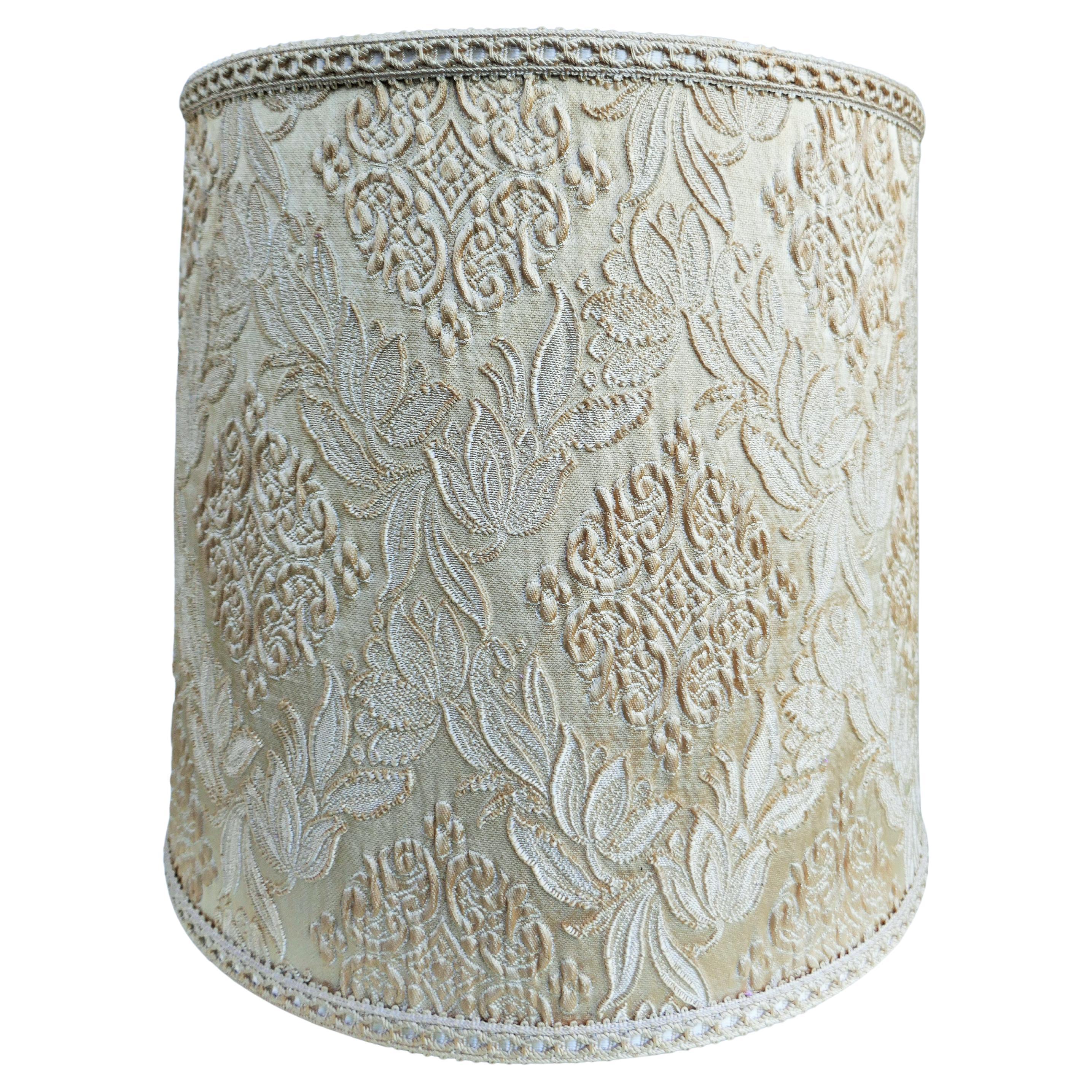 Italian Lampe à poser en métal et diffuseur en damas en vente
