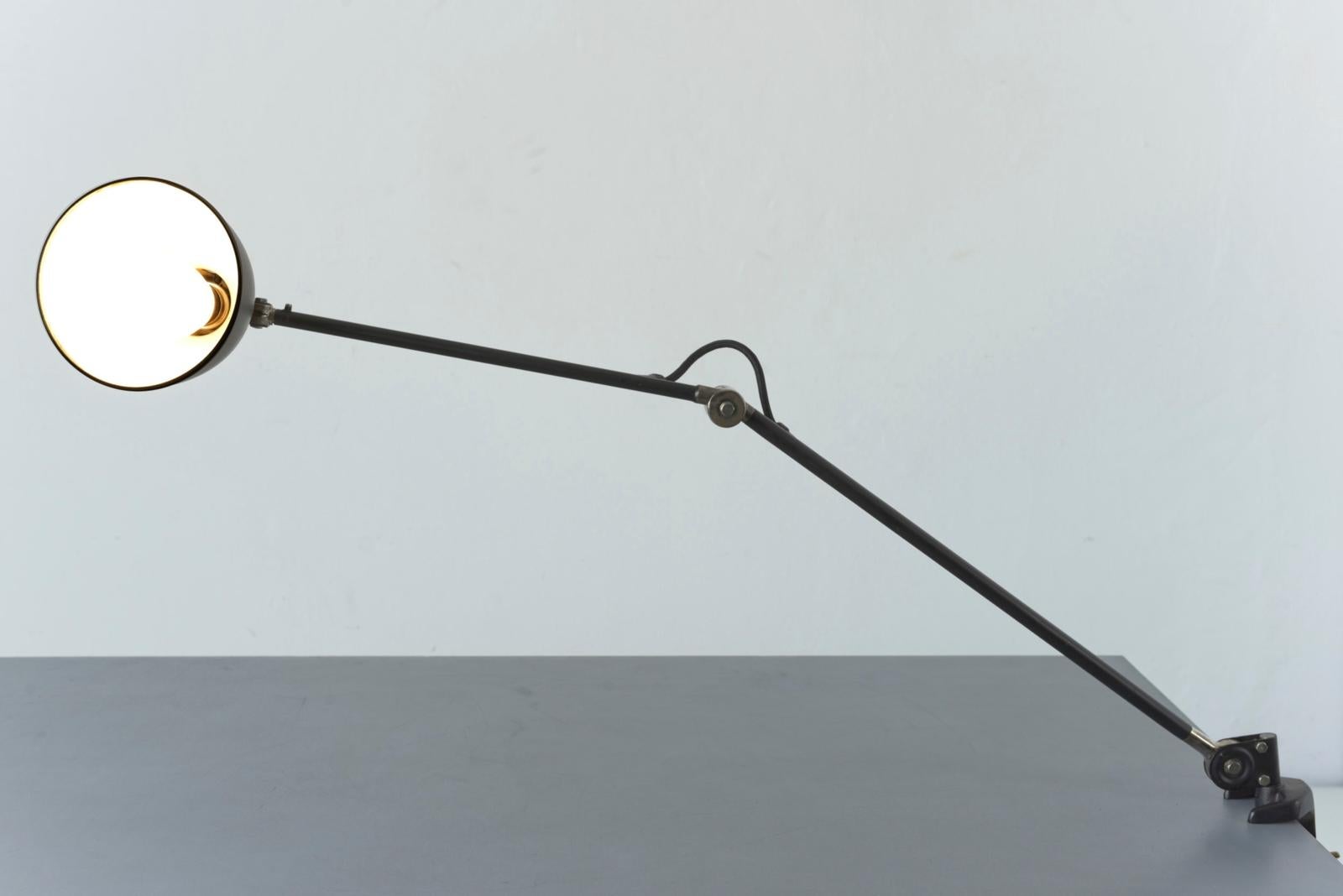 Tischlampe aus Metall für BAG Turgi, Schweiz – 1935 (Mitte des 20. Jahrhunderts) im Angebot