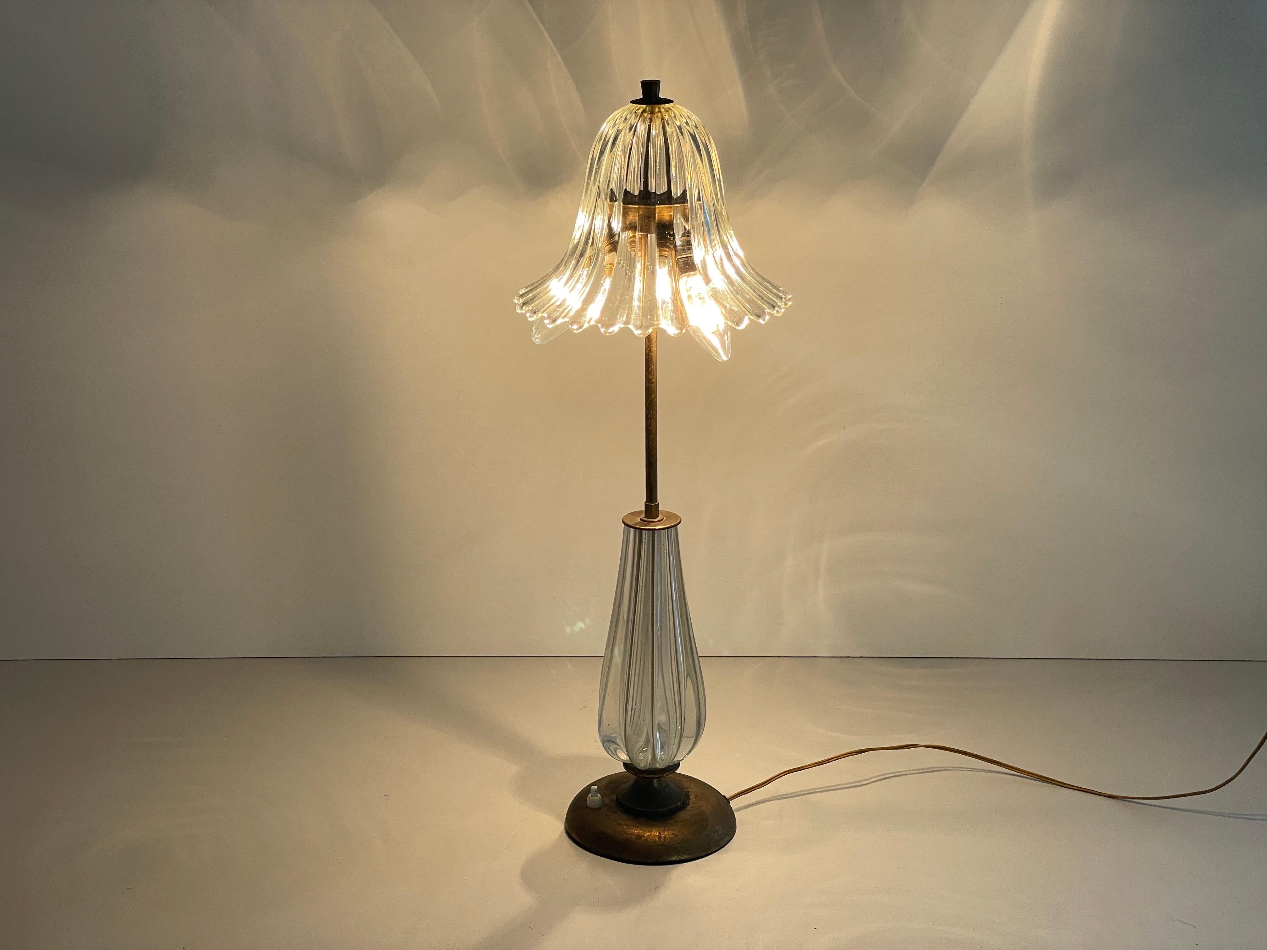 Lámpara de sobremesa de cristal artístico de Murano y latón de Barovier & Toso, años 40, Italia en venta 6