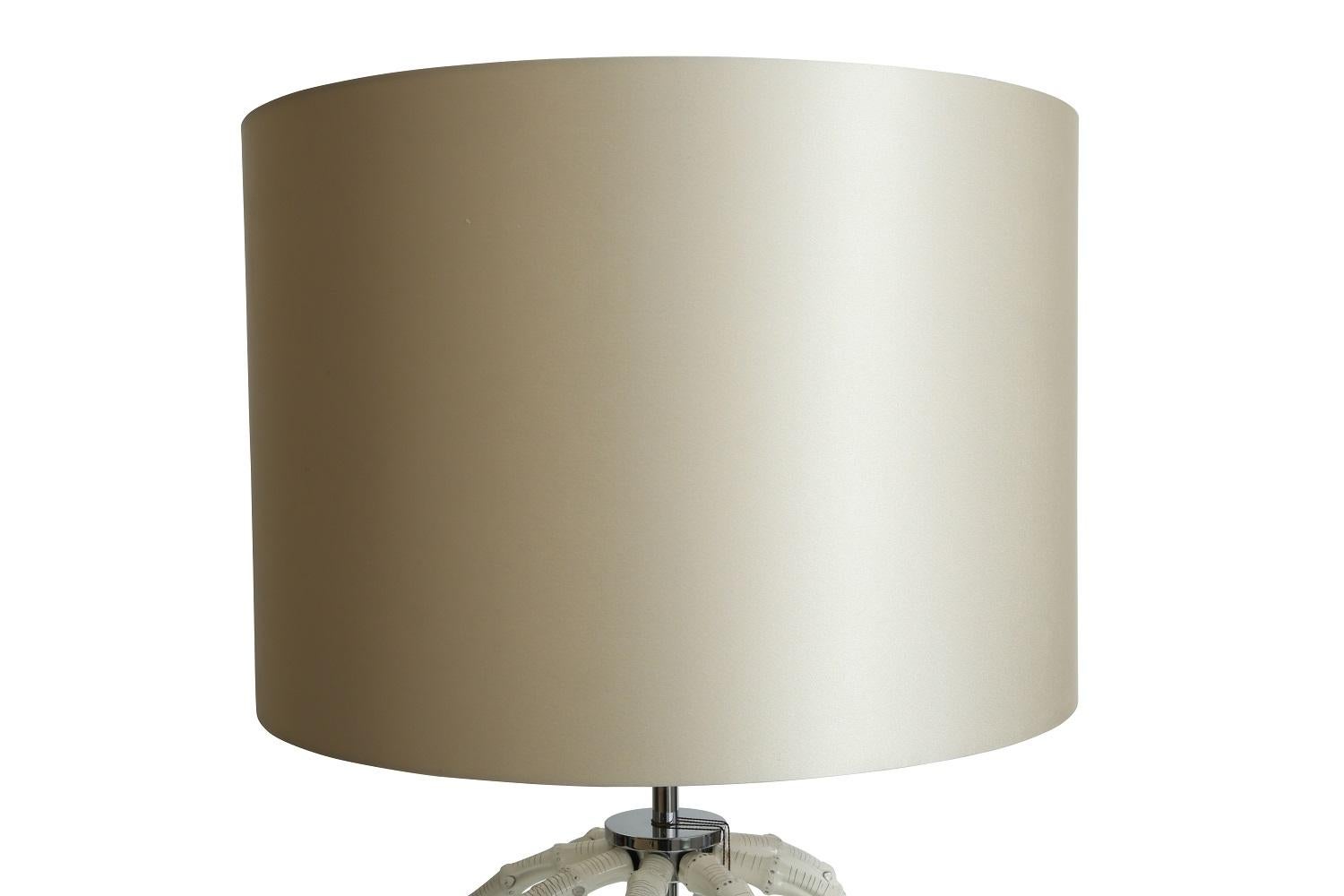 Modern Table Lamp in Natural Bamboo Lacquered in Ivory by Riviere Italy, Made in Italy For Sale