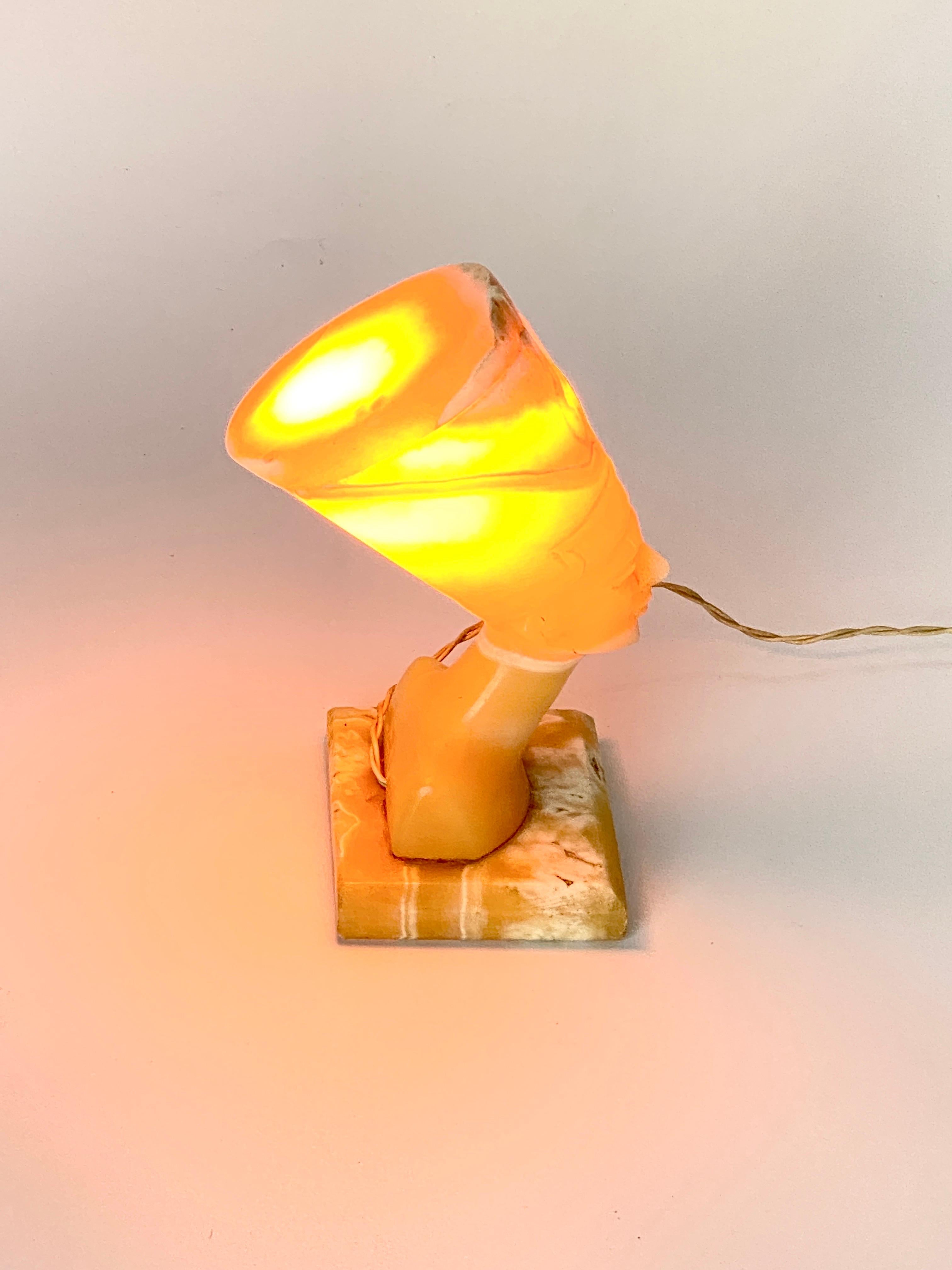 Table Lamp in Onyx, Representing an Egyptian Character, France 1930 For Sale 2