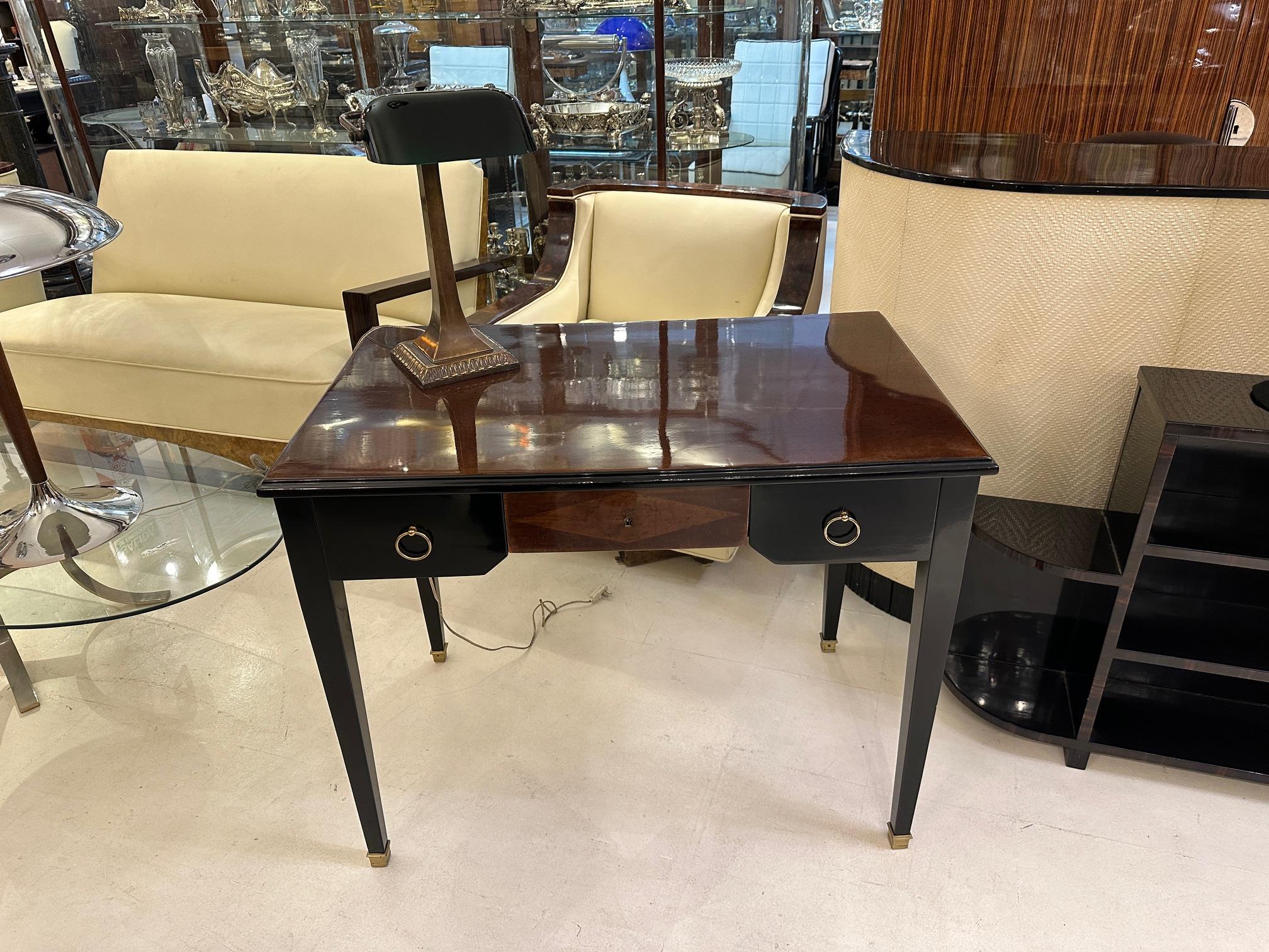 Lámpara de mesa, en opalina y bronce, Estilo: Jugendstil, Art Nouveau, Libertad,  1900 Inglés en venta