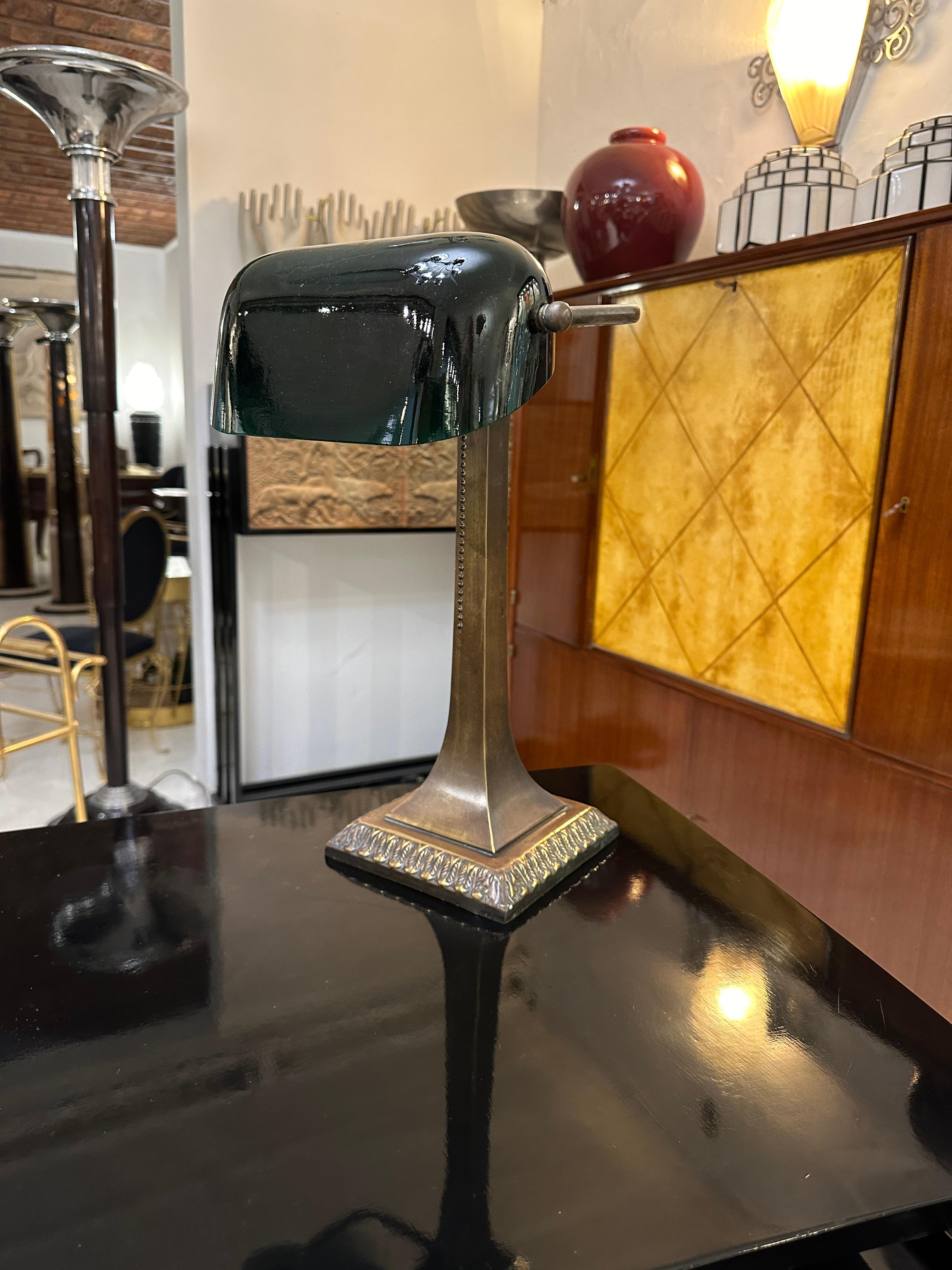 Lámpara de mesa, en opalina y bronce, Estilo: Jugendstil, Art Nouveau, Libertad,  1900 Bronce en venta