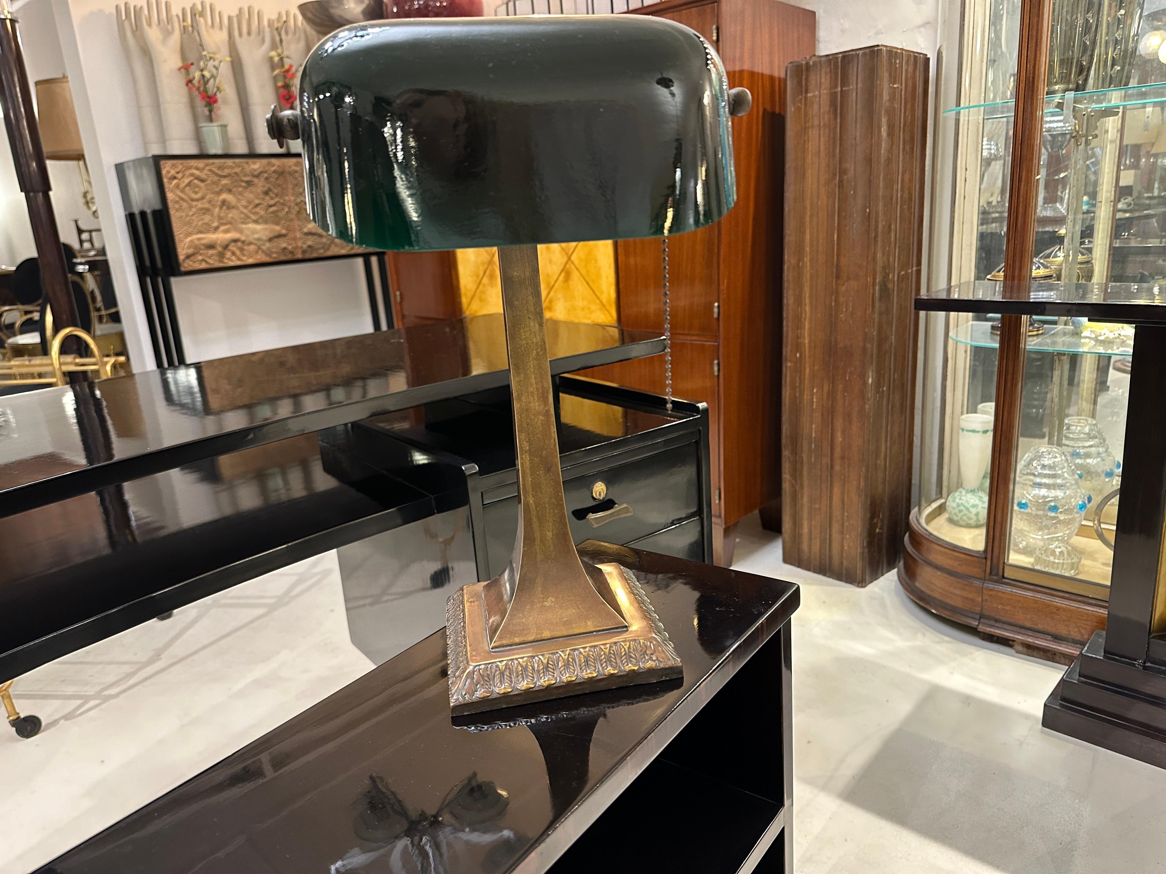 Lámpara de mesa, en opalina y bronce, Estilo: Jugendstil, Art Nouveau, Libertad,  1900 en venta 1