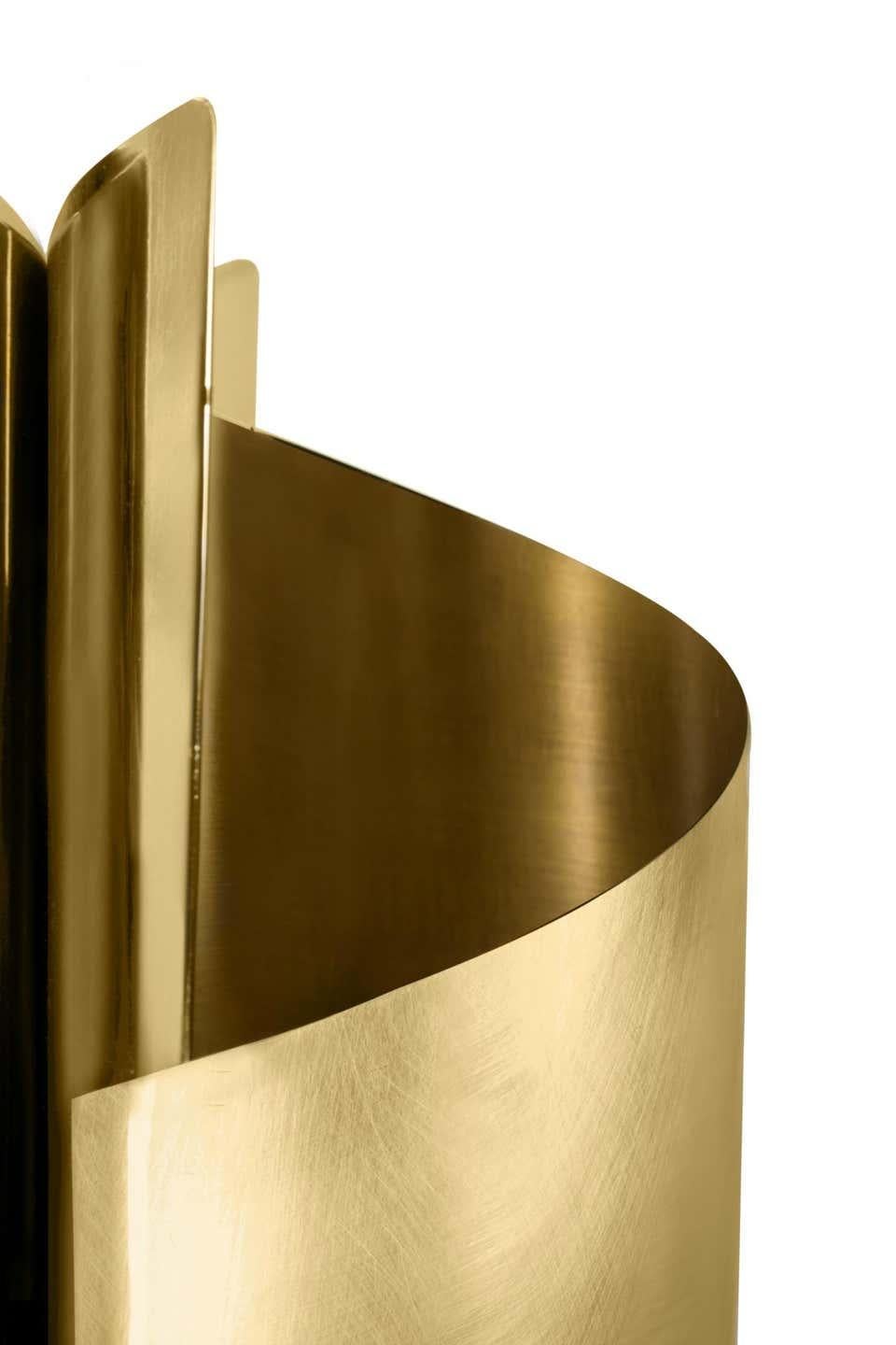 Lámpara de mesa en latón pulido en Nuevo estado para la venta en Saint-Ouen, FR