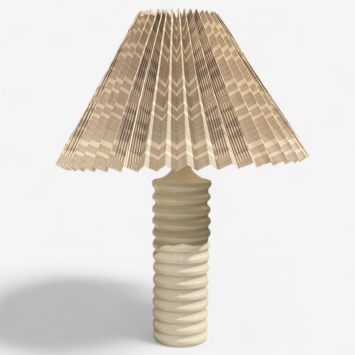 Danish Table lamp in porcelain by Axel Salto For Sale
