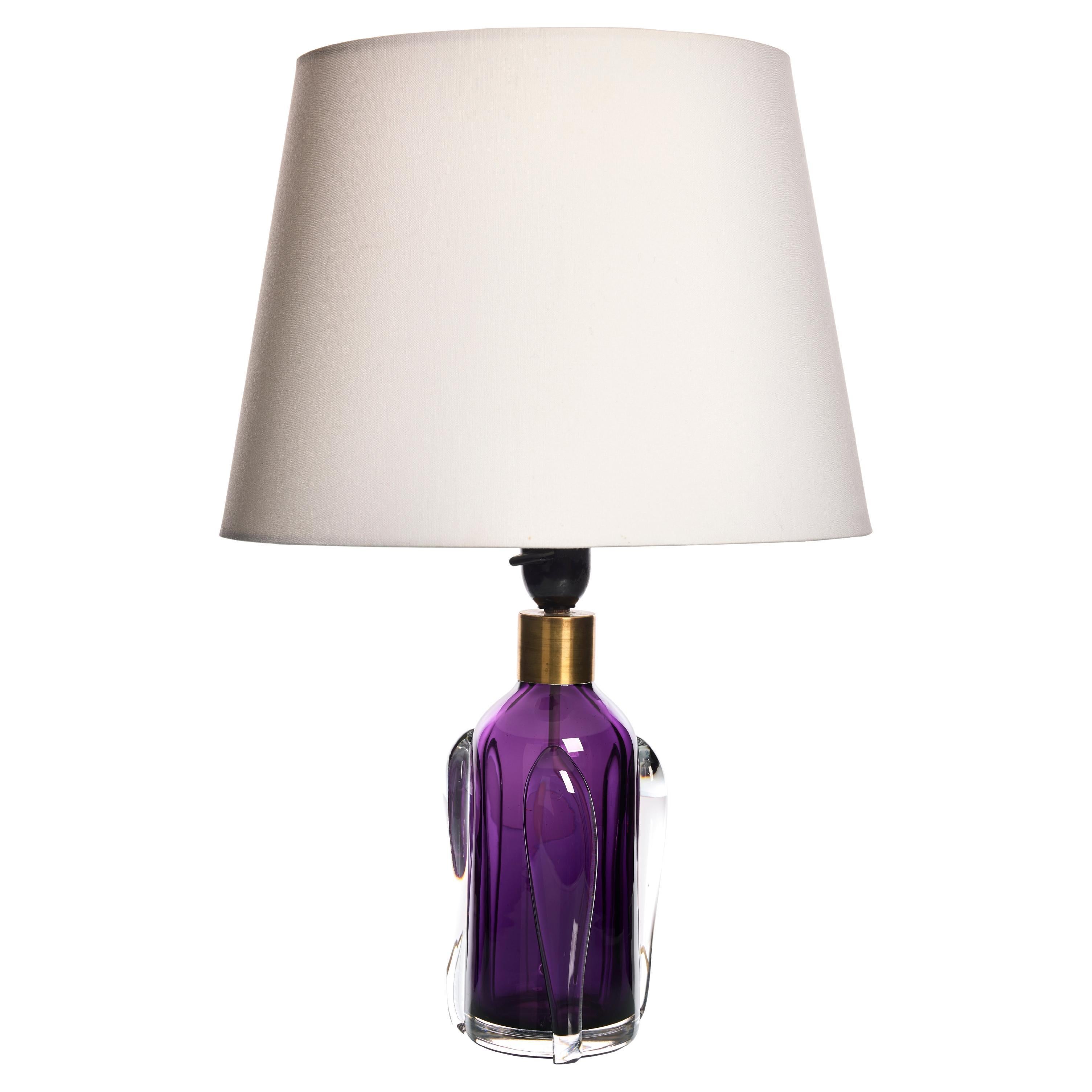 Tischlampe aus violettem und klarem Glas von Orrefors, Schweden, 1960er Jahre