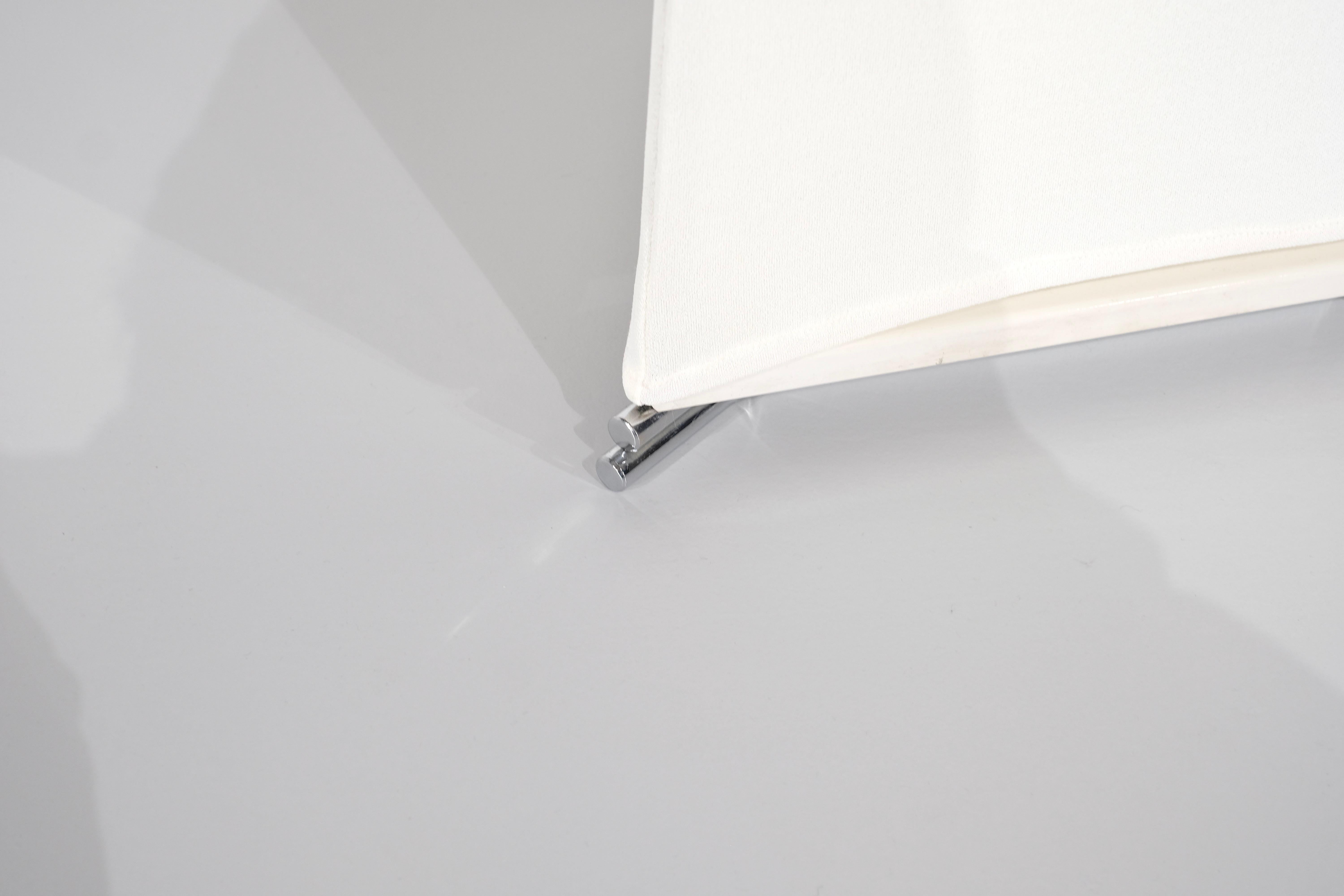 Lampe de table en acier par Stilnovo, Italie, années 1970. en vente 4