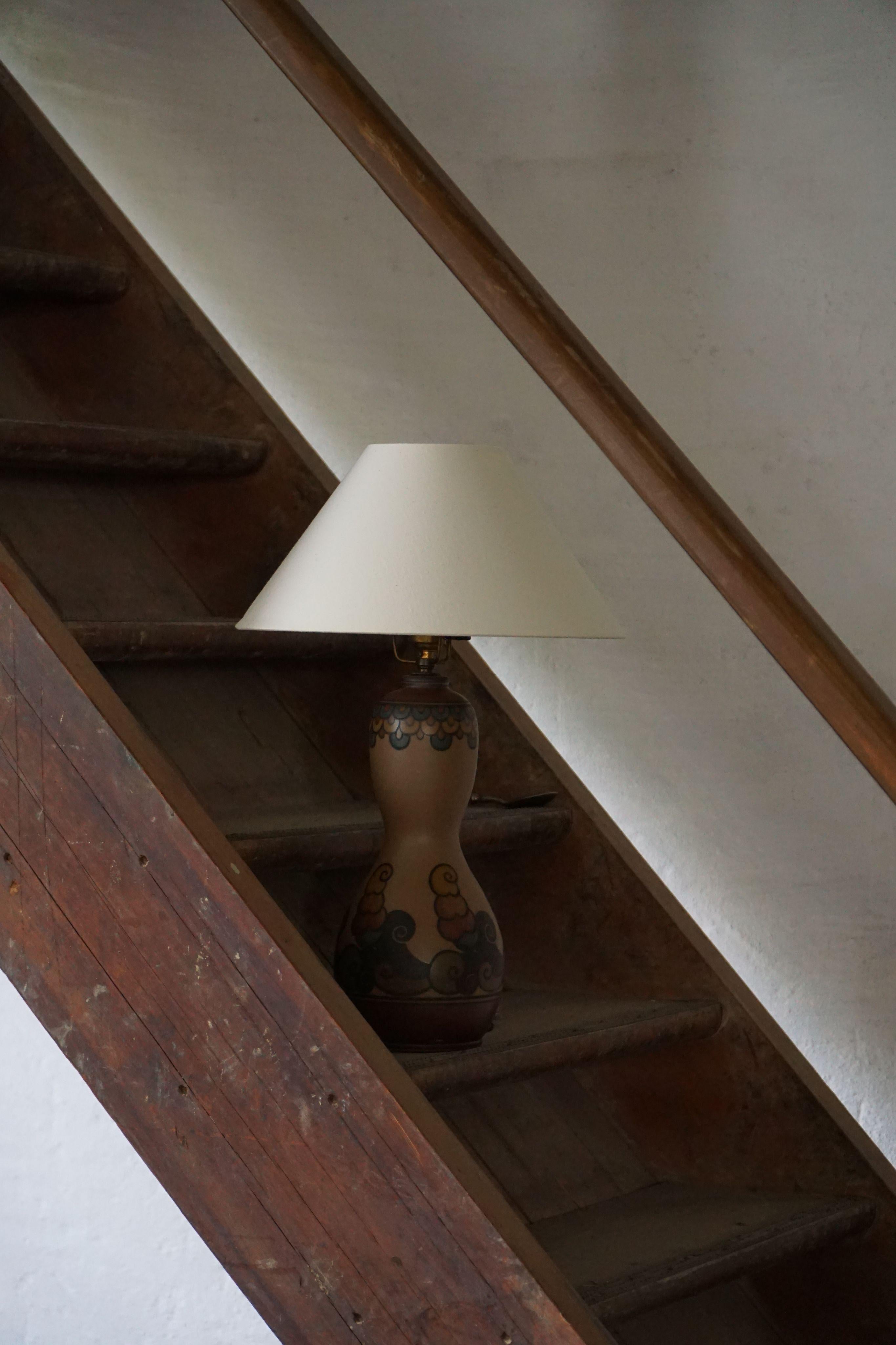 Table Lamp in Terracotta, Art Nouveau, L. Hjorth, Bornholm, Denmark, 1930s In Good Condition For Sale In Odense, DK