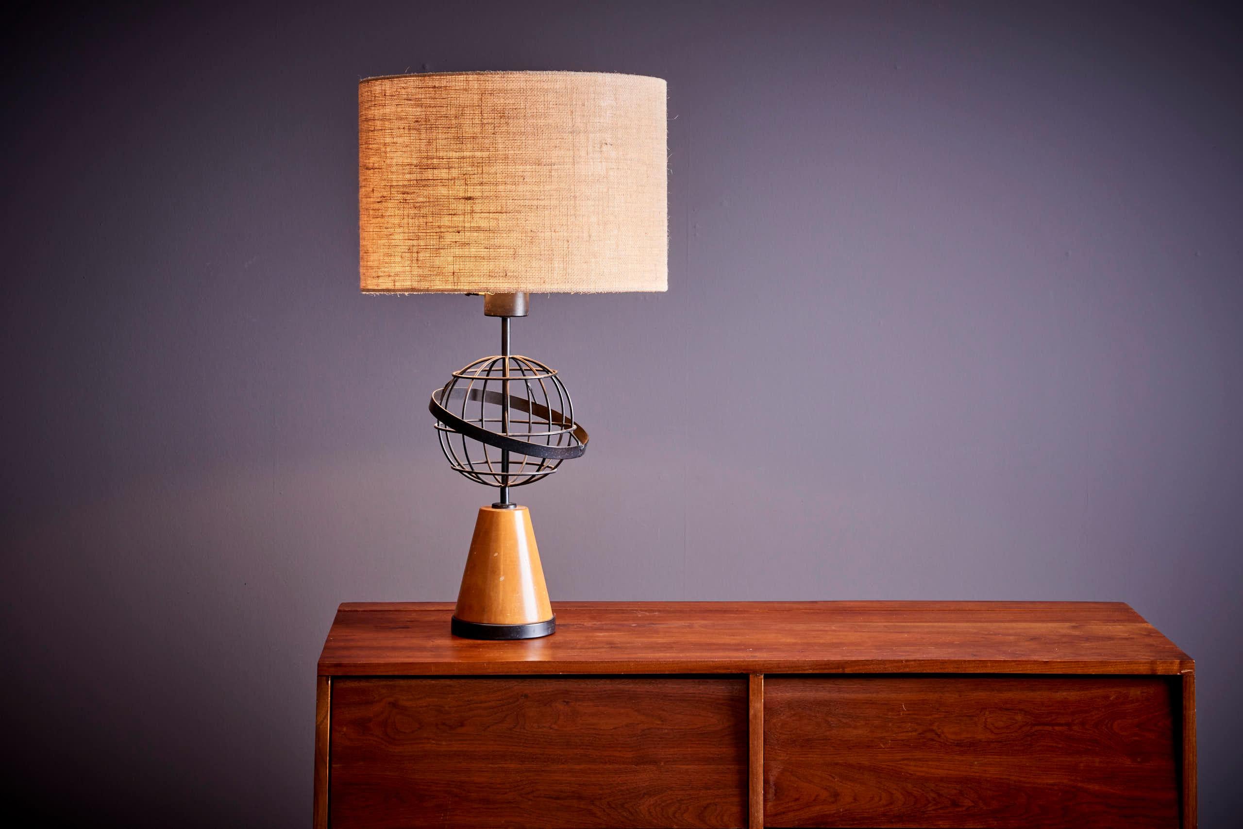 Mid-Century Modern Table Lamp in the style of Paul McCobb, USA - 1950s  For Sale