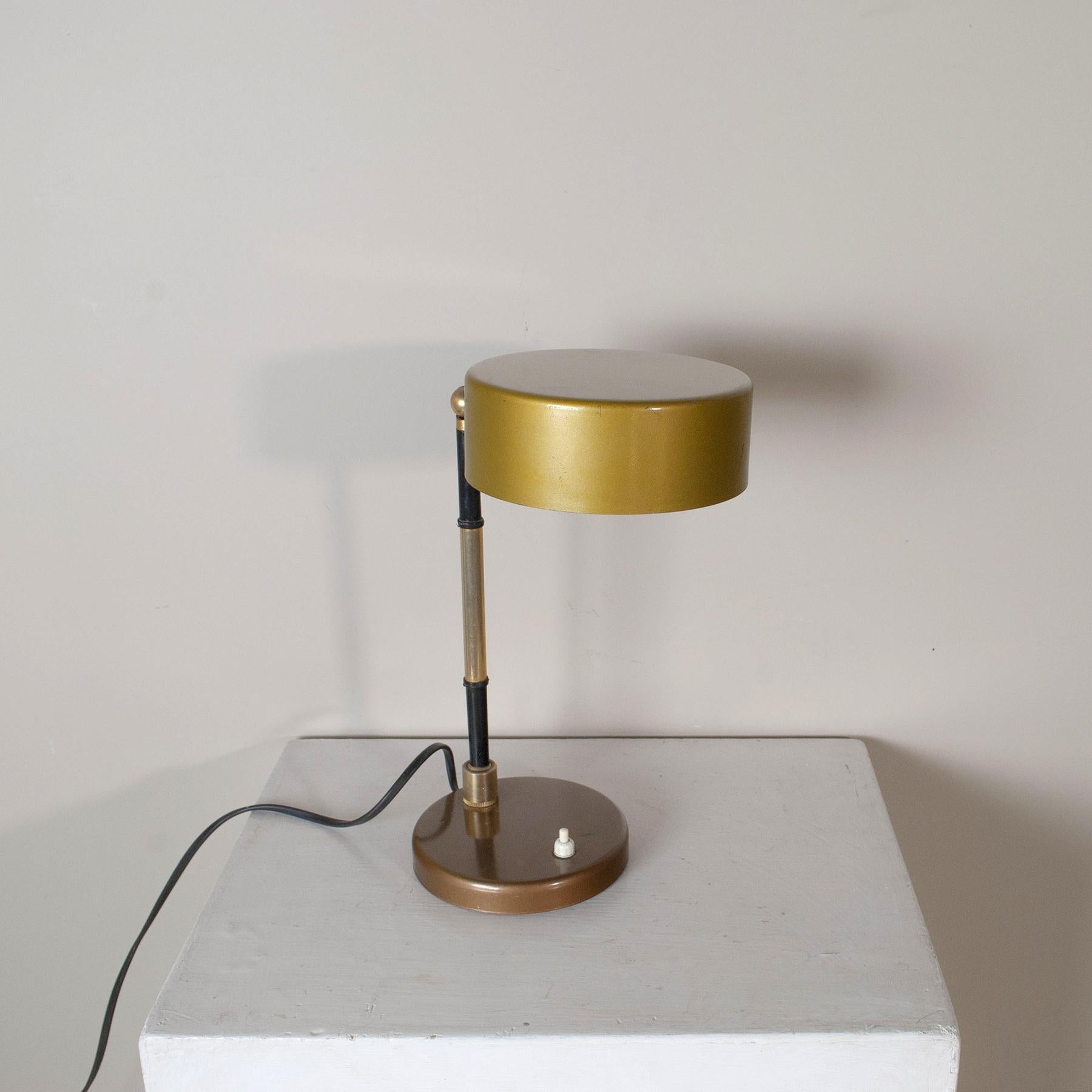 Mid-Century Modern Table lamp in the style Oscar Torlasco 1960’s. For Sale