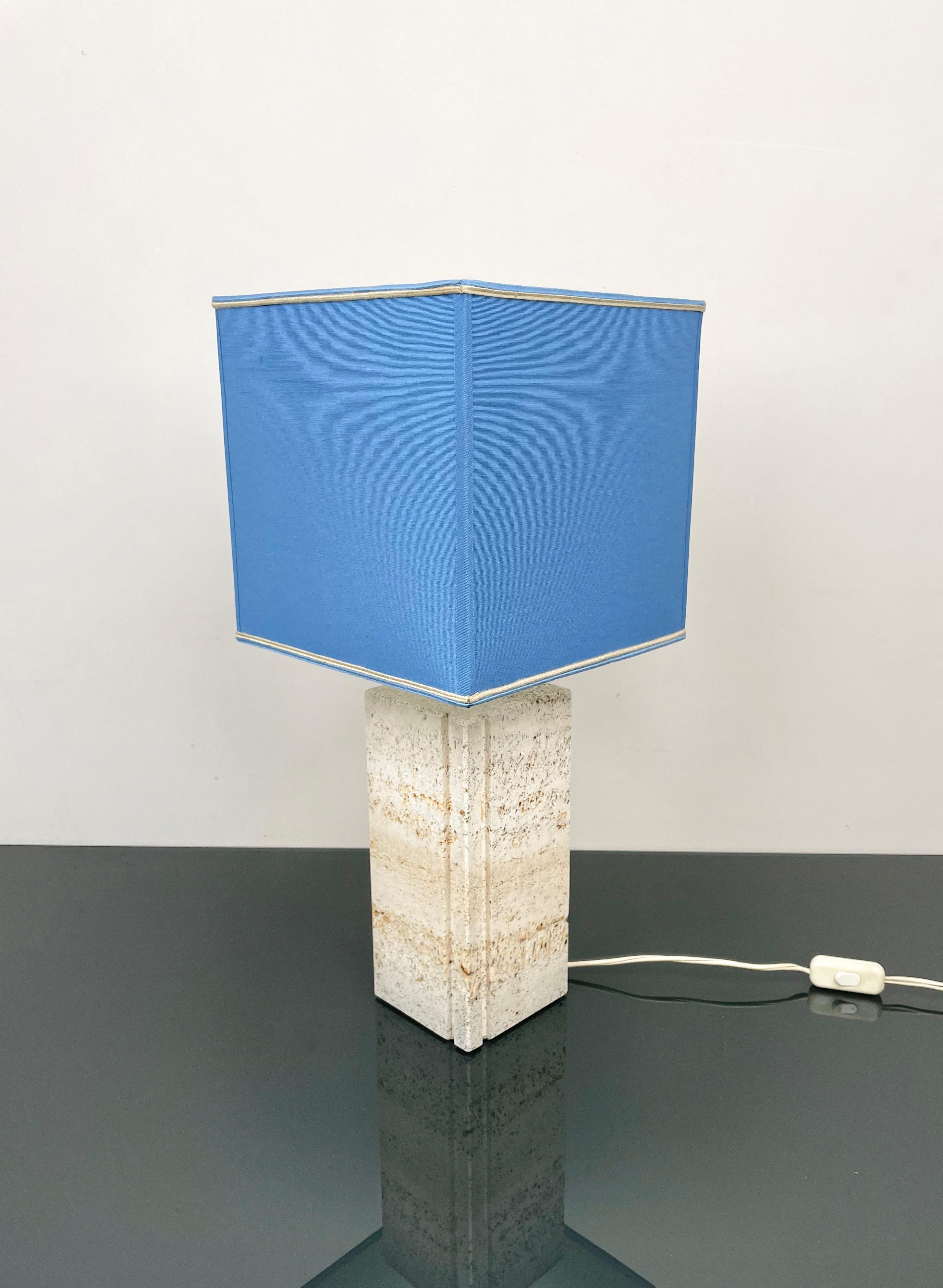 Italian Table Lamp in Travertine by Fratelli Mannelli, Italy 1970s For Sale