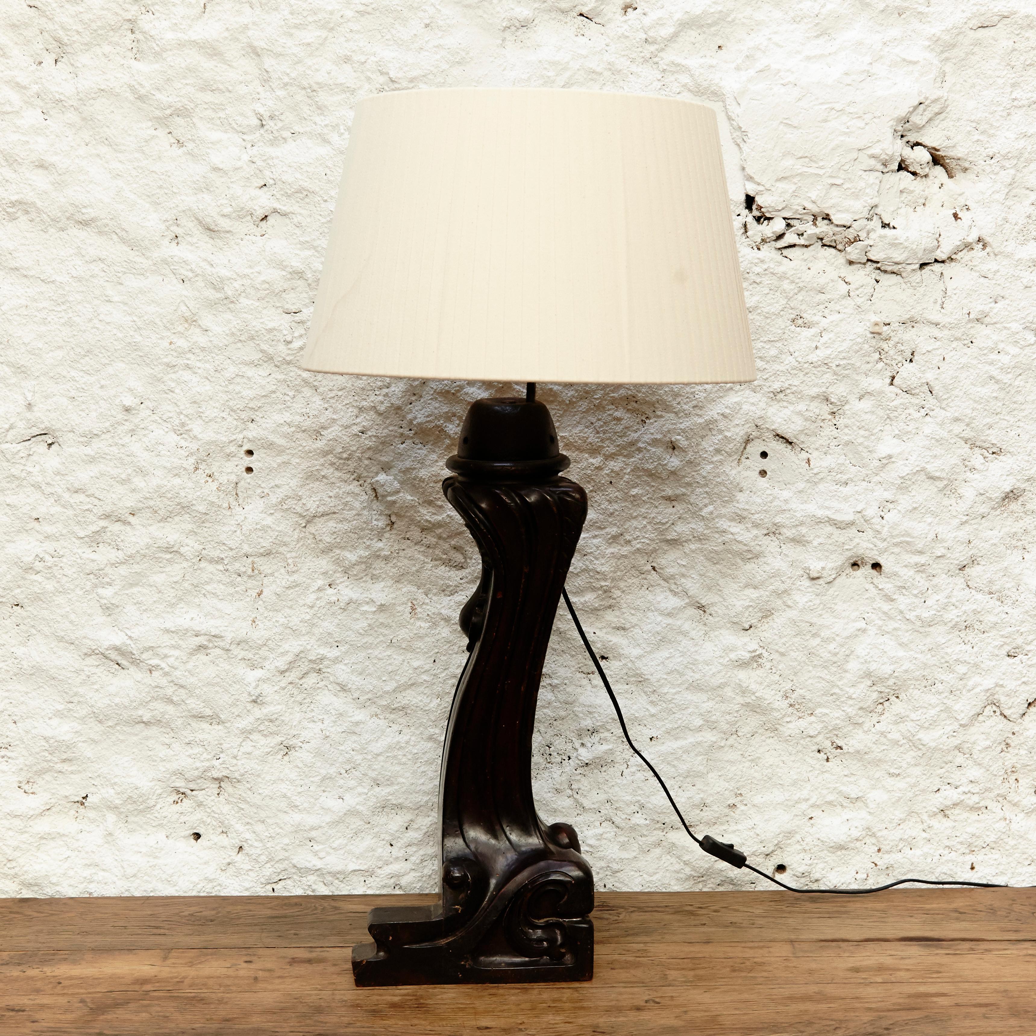Table Lamp in Wood, circa 1950 In Good Condition In Barcelona, Barcelona