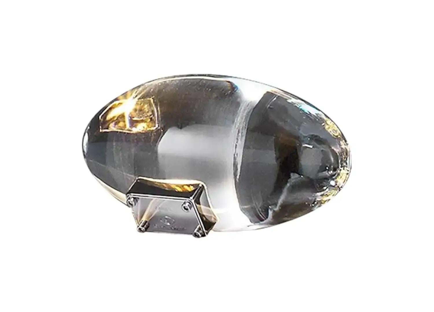 The Atman, created by Enzo Catellani for Catellani & Smith, was the designer’s very first experiment with LED technology—an idea born, as he says, “by chance or perhaps by magic.” The inspiration emerged during a journey to India, where Catellani