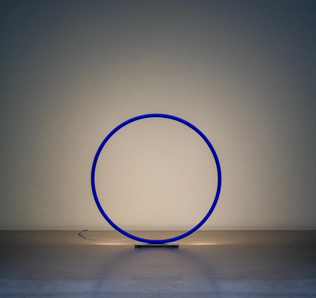 Brand: Catellani & Smith
Design: Enzo Catellani
Model: Sorry Giotto

The Sorry Giotto Table Lamp by Catellani & Smith, designed by Enzo Catellani, is a minimalist LED lamp inspired by the pure, essential shape of the circle. Its designer sought to
