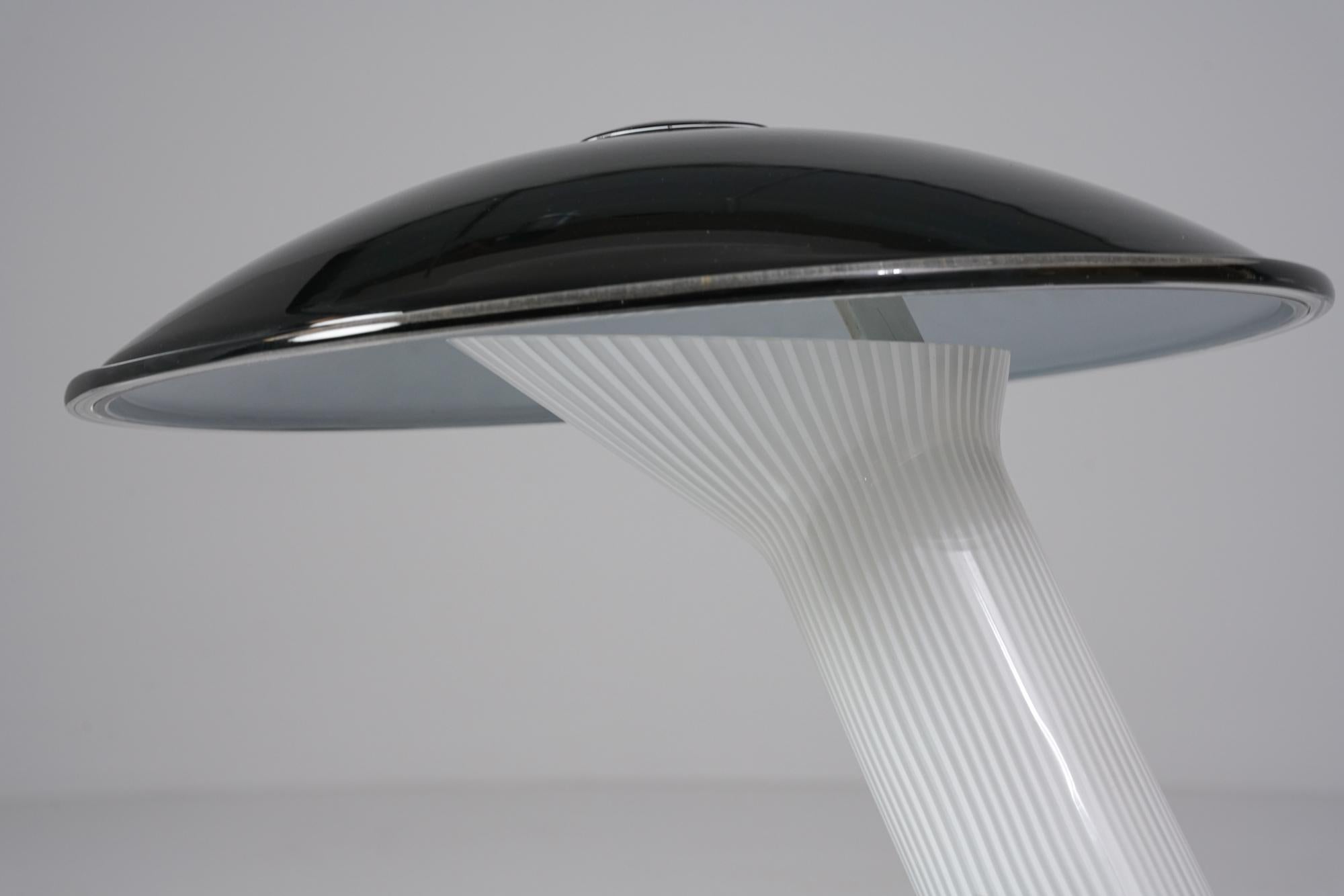 Métal Lampe de table, Leucos, Italie, années 1970 en vente