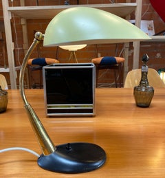 Hellgelbe Tischlampe von Gebrüder Cosack, Deutschland, 1950er Jahre