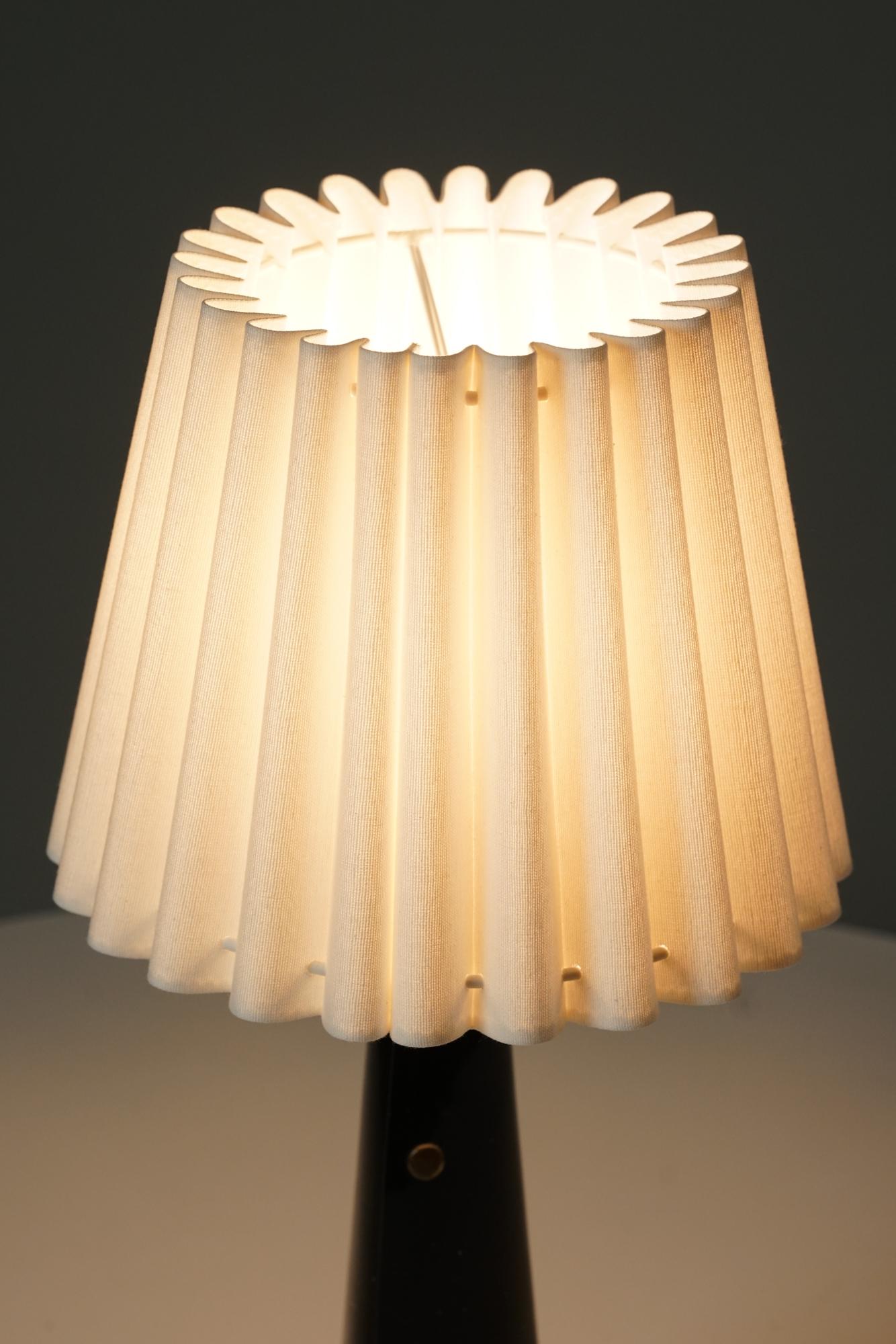 Scandinavian Modern Table Lamp, Lisa Johansson-Pape, Sanka Oy, 1960s For Sale