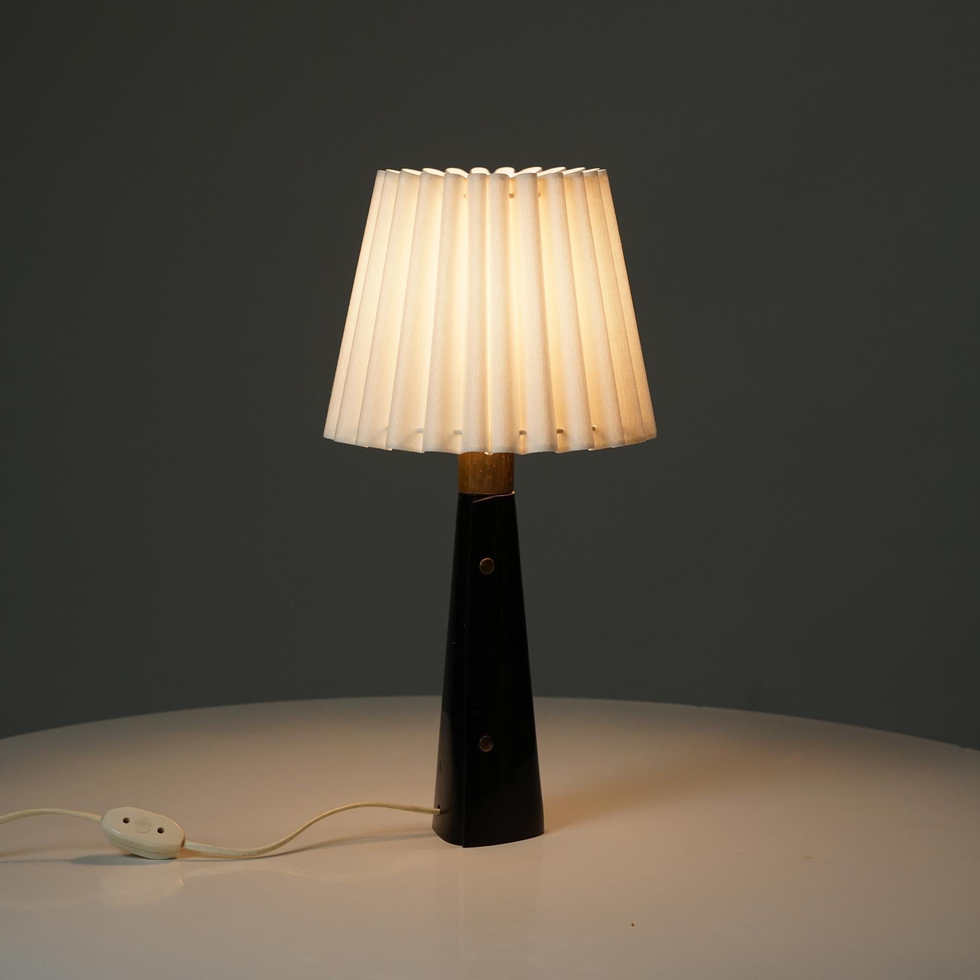 Finnish Table Lamp, Lisa Johansson-Pape, Sanka Oy, 1960s For Sale