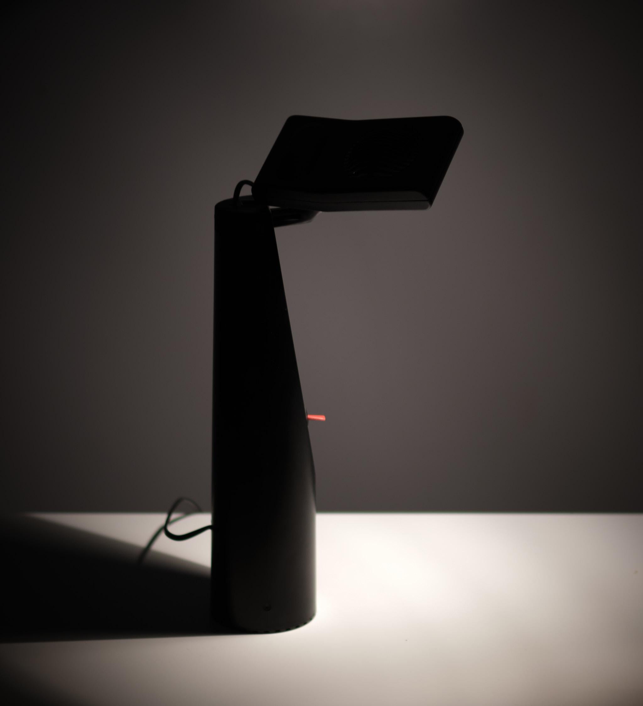 Lampe de table Luxo  Mod, One Design Isao Hosoe Vintage 1980s Italie en vente 3