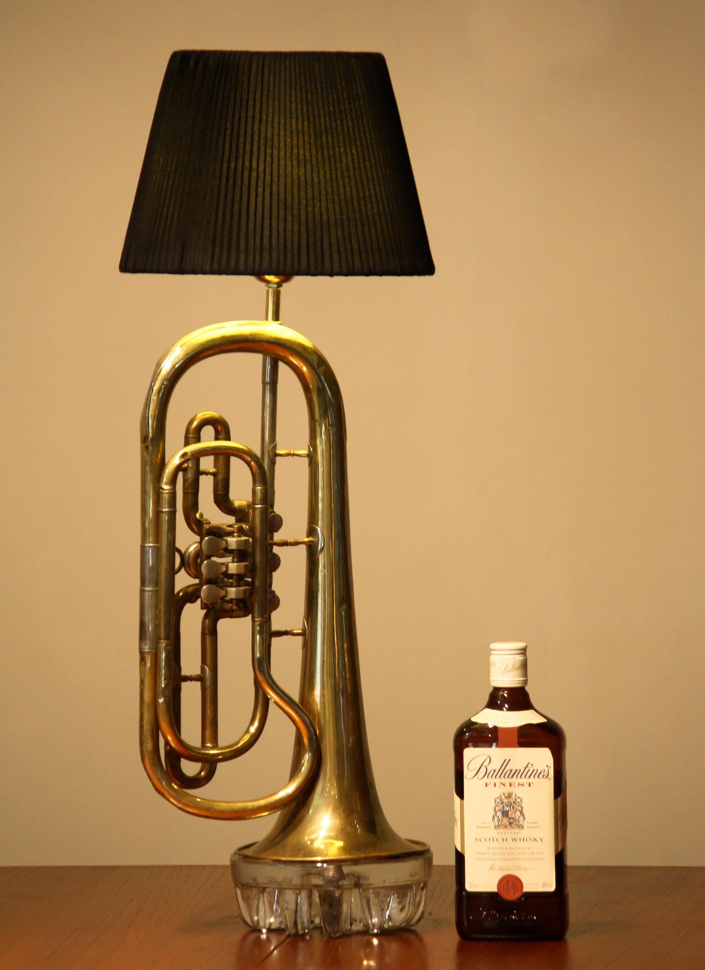 Table Lamp Made of an American Cornet Flaps Trumpet from 1920s, Art Deco In Good Condition In Silvolde, Gelderland