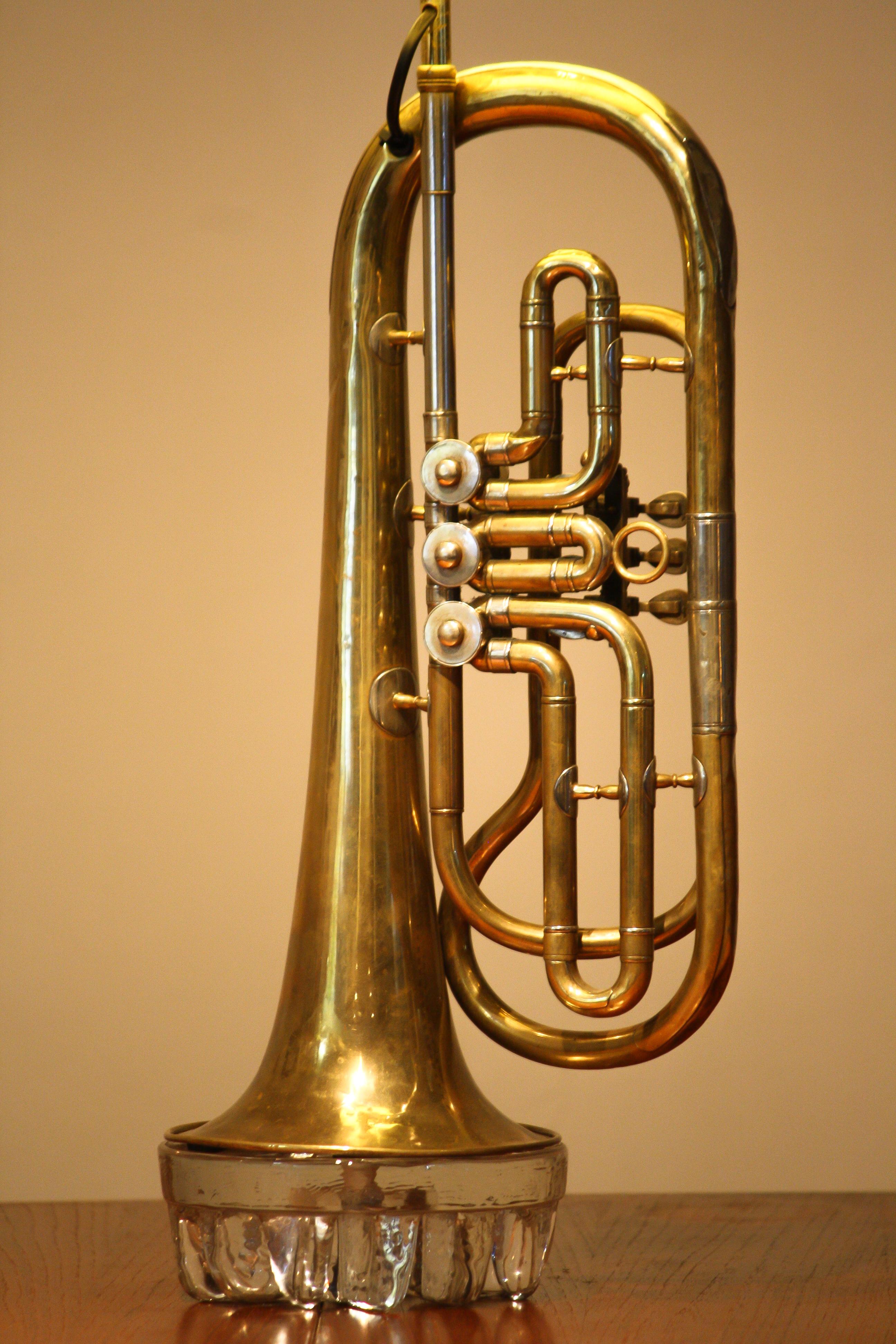 Table Lamp Made of an American Cornet Flaps Trumpet from 1920s, Art Deco 1
