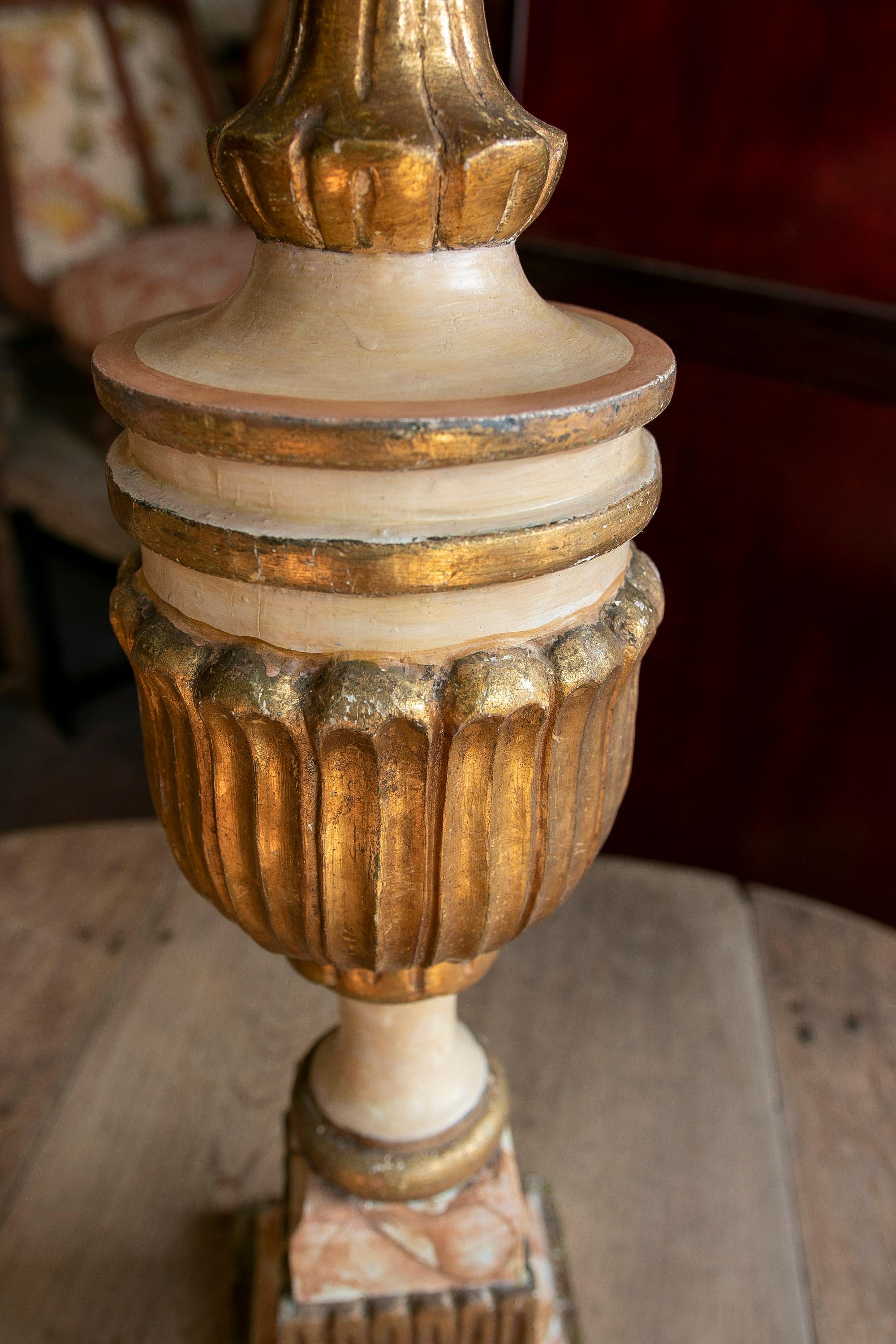 Table Lamp Made with an Antique Polychrome Finial For Sale 12