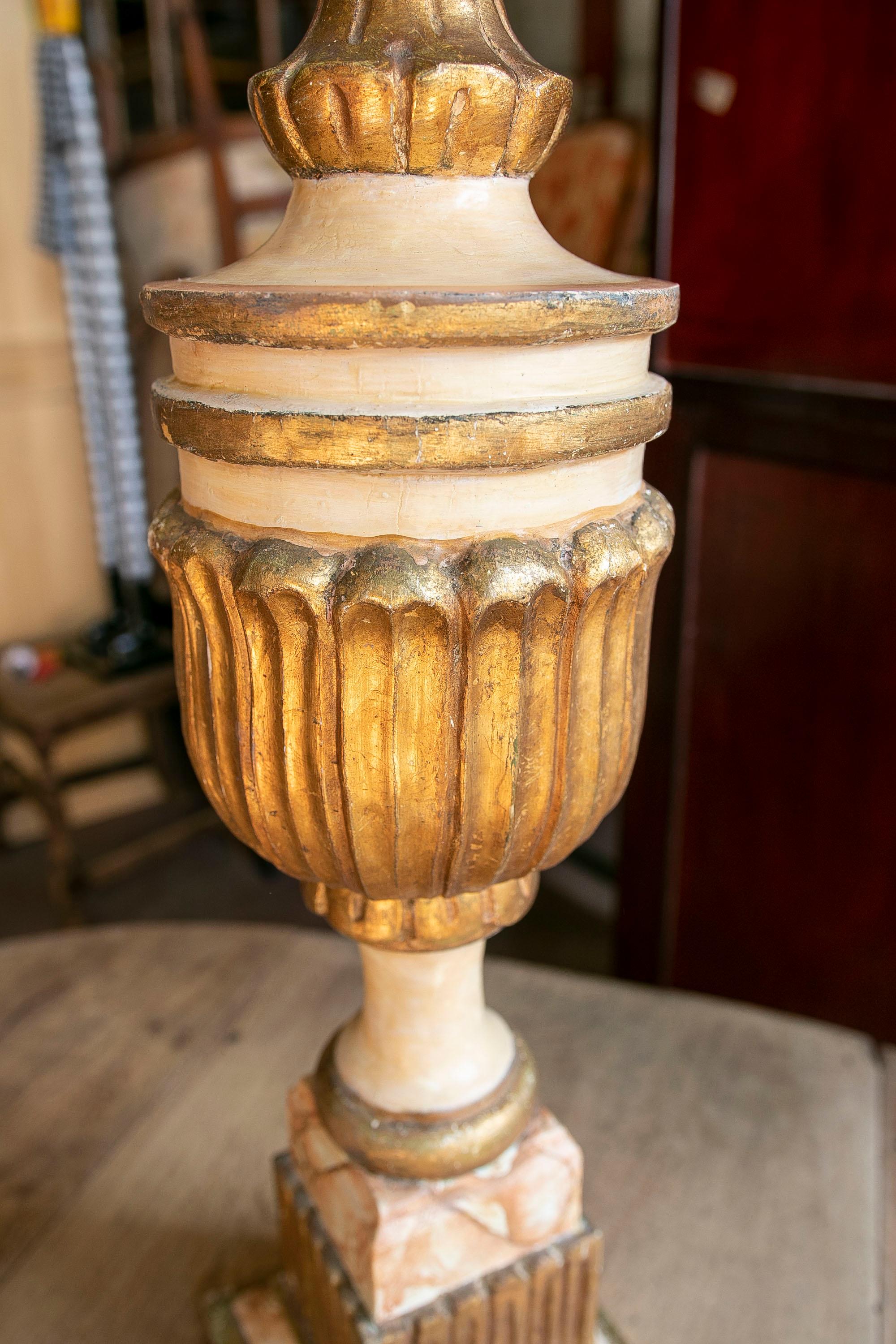 Table Lamp Made with an Antique Polychrome Finial For Sale 3