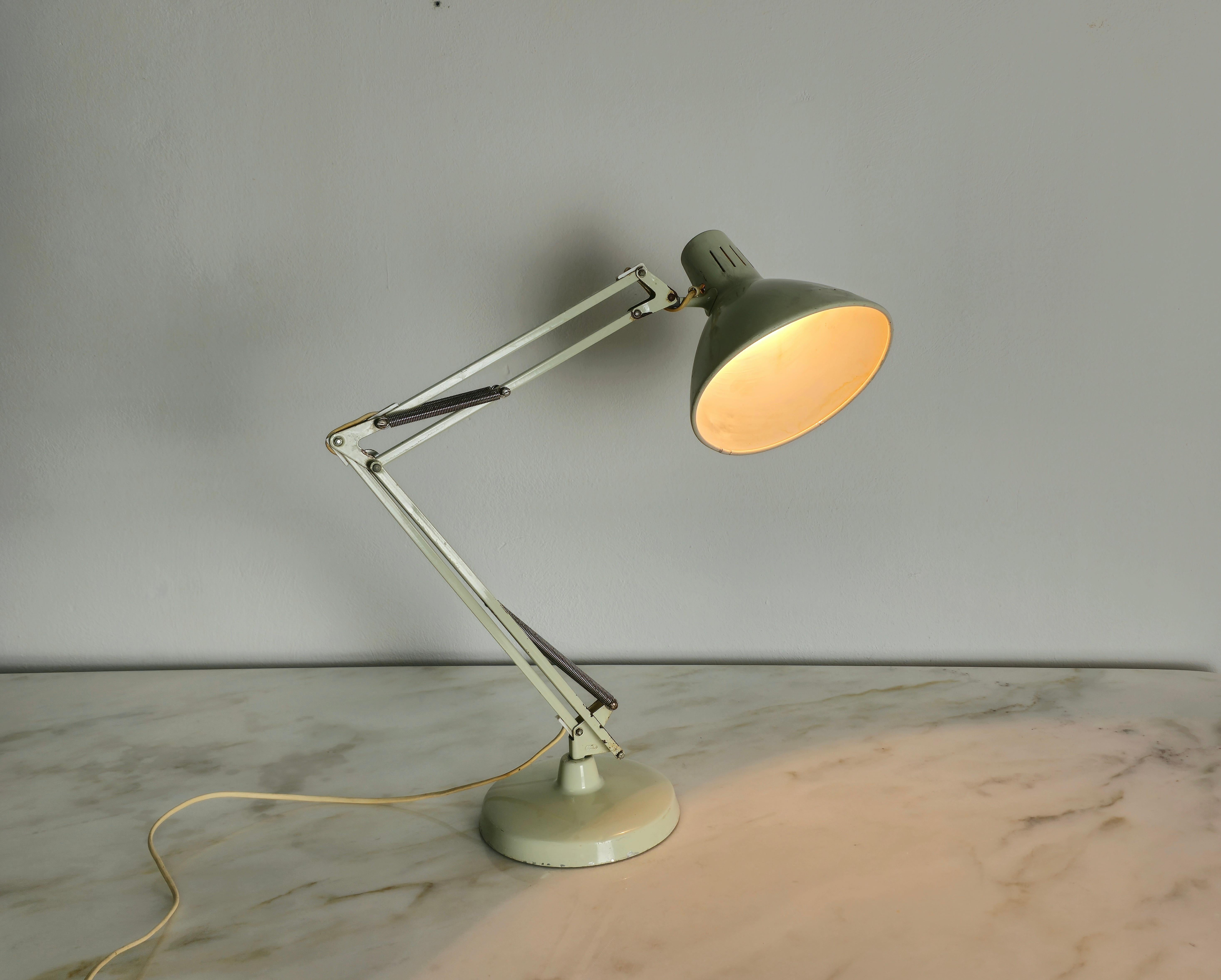 Table Lamp Metal Aluminum Jac Jacobsen for Luxo Midcentury Norwegian Design 1950 In Distressed Condition For Sale In Palermo, IT