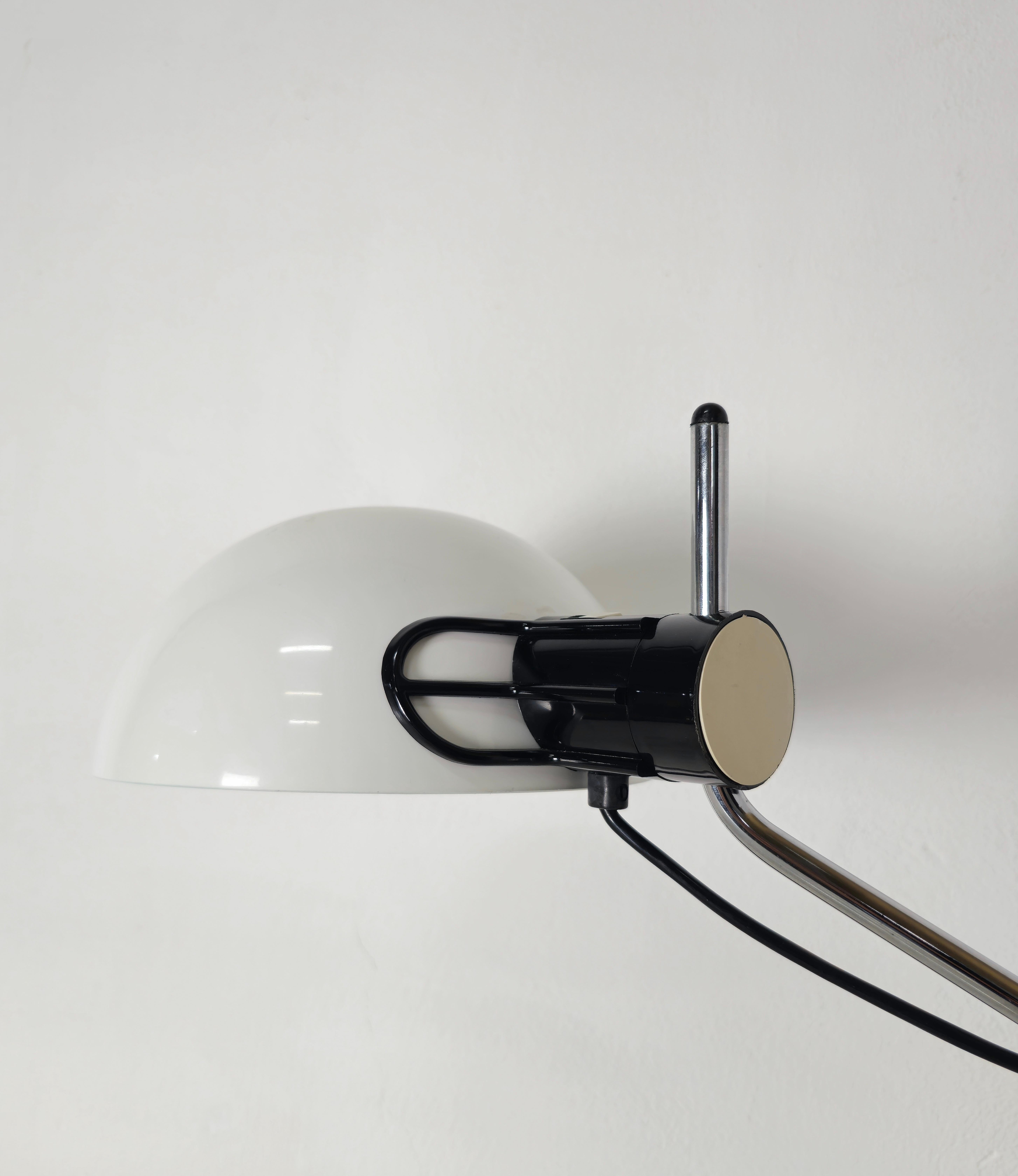 Table Lamp Metal Plastic Black White Guzzini Midcentury Italian Design 1970s For Sale 2
