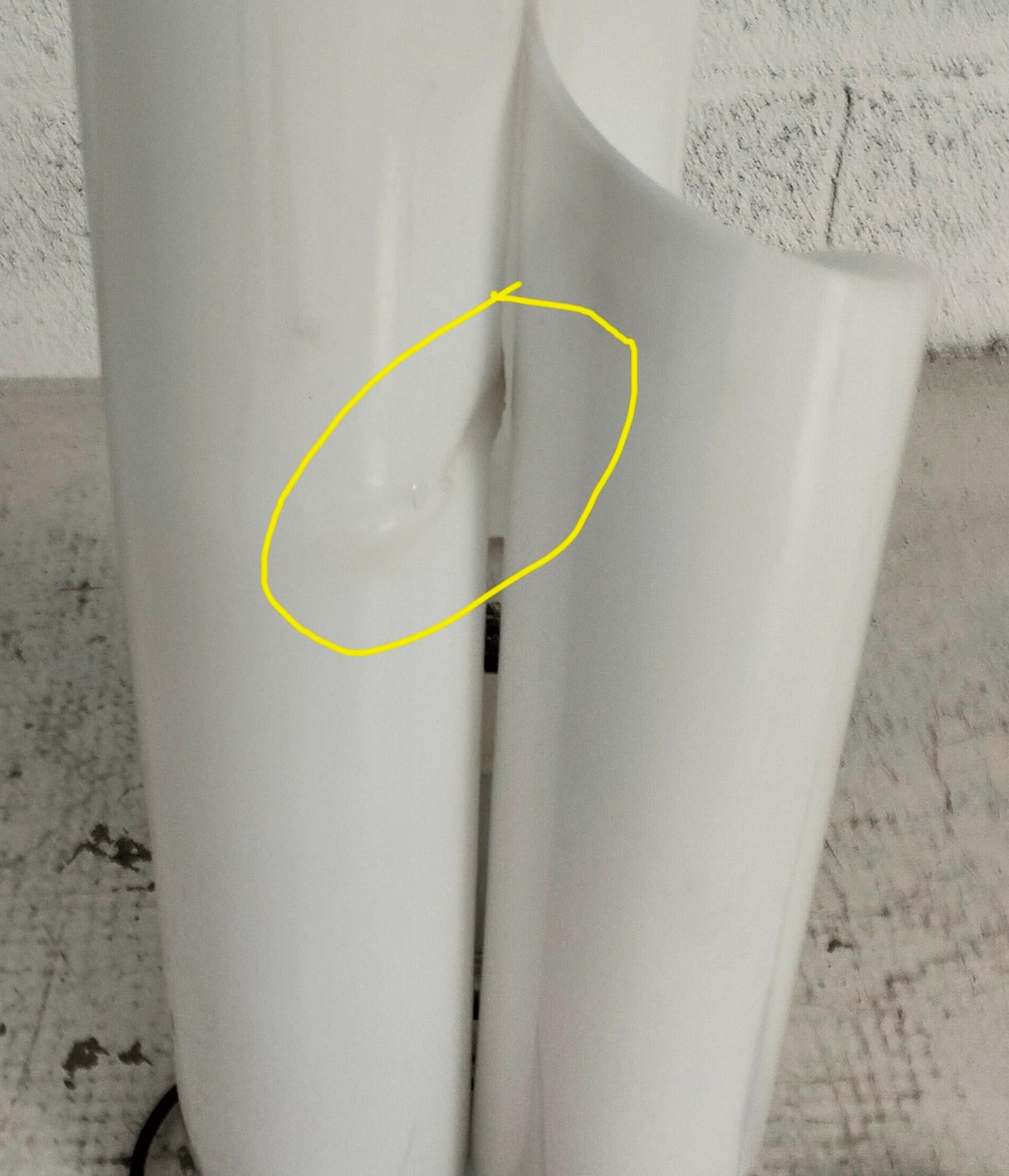 Lampe de table Mezzachimera par Vico Magistretti pour Artemide 1970 en vente 2