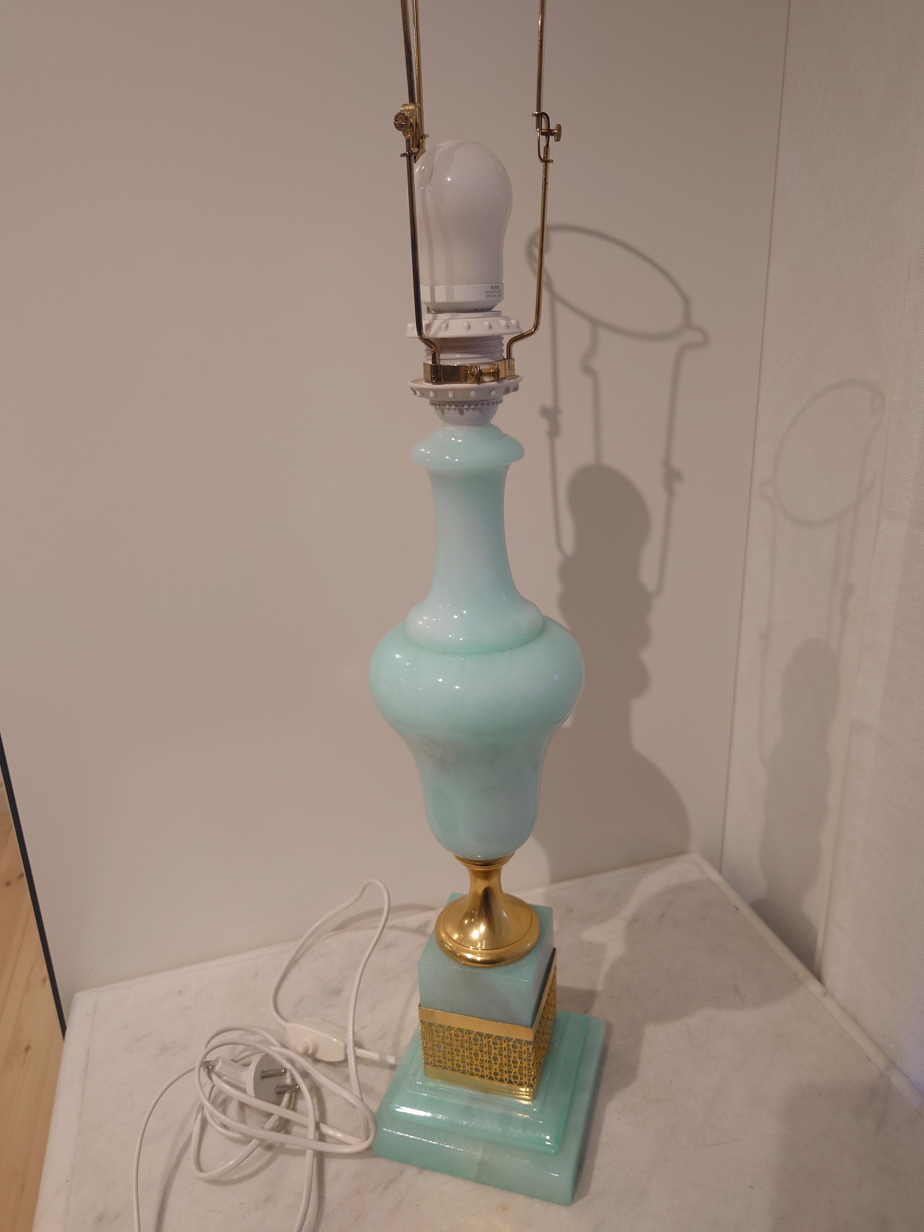 Table lamp Mid-Century Italian Mint Green Alabasterer and Giltwood Lamps For Sale 9