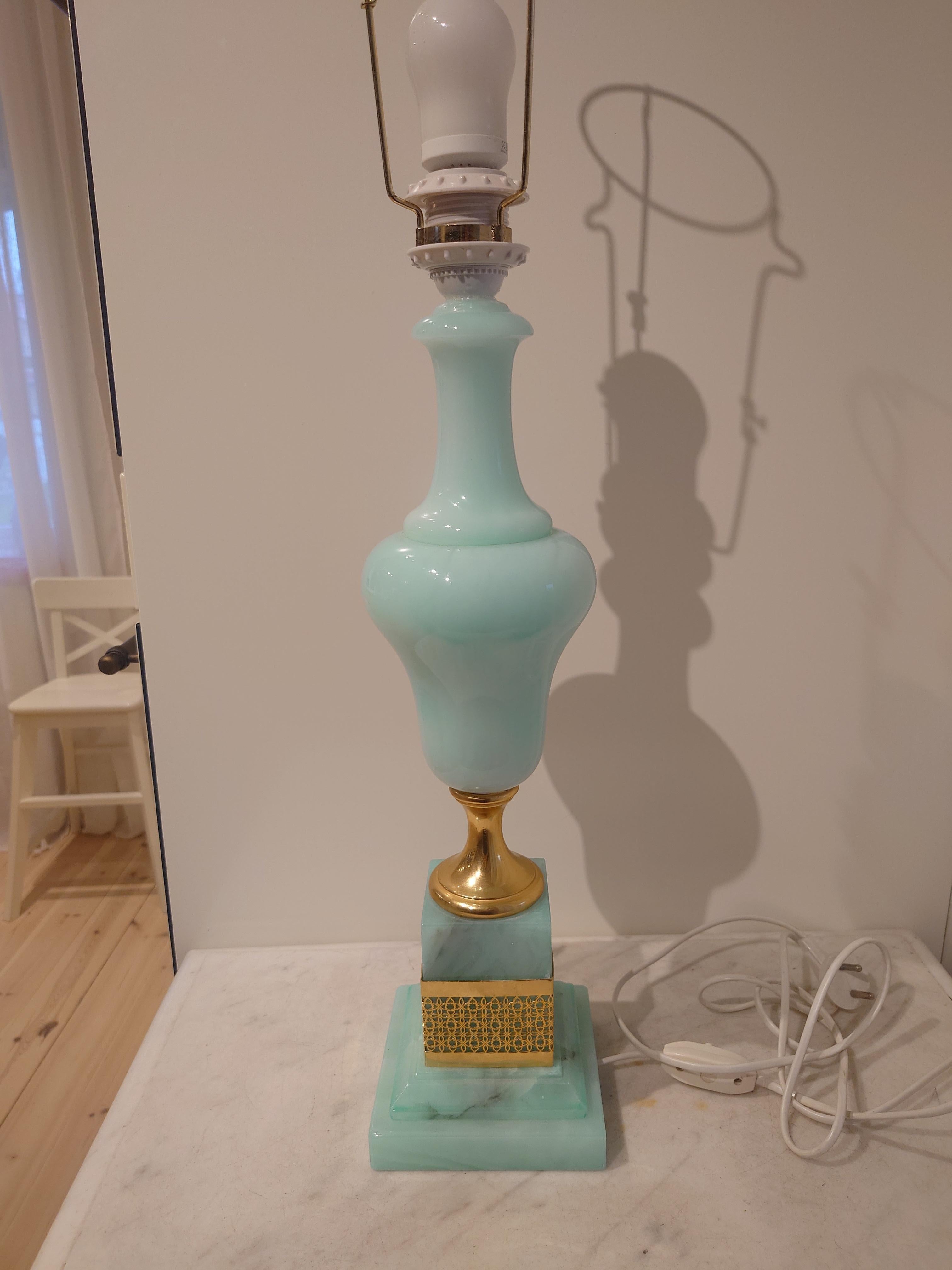 Table lamp Mid-Century Italian Mint Green Alabasterer and Giltwood Lamps For Sale 12