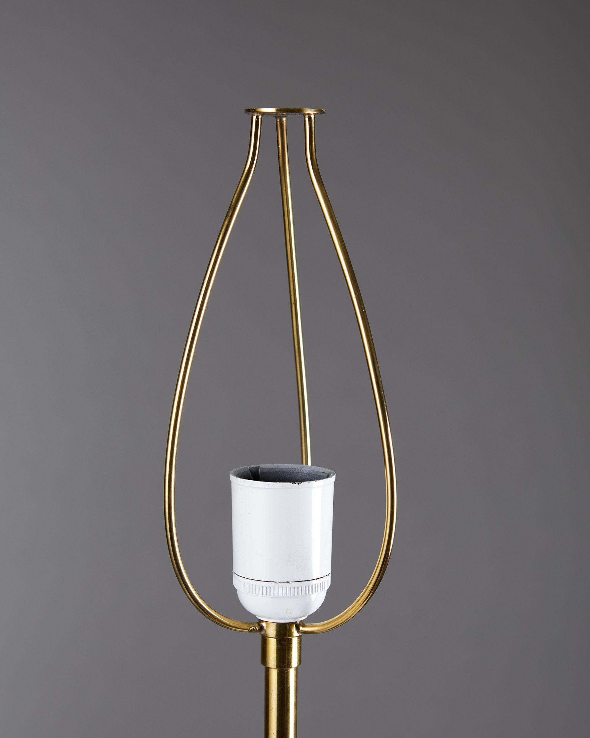 Table Lamp Model 2466 Designed by Josef Frank for Svenskt Tenn 1
