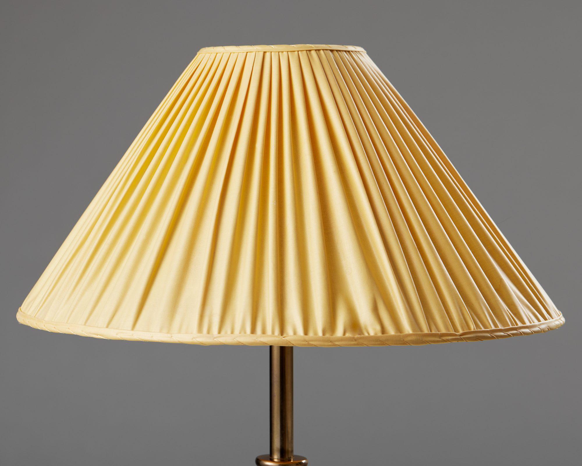 Mid-Century Modern Table Lamp Model 2466 Designed by Josef Frank for Svenskt Tenn, Sweden, 1950s For Sale