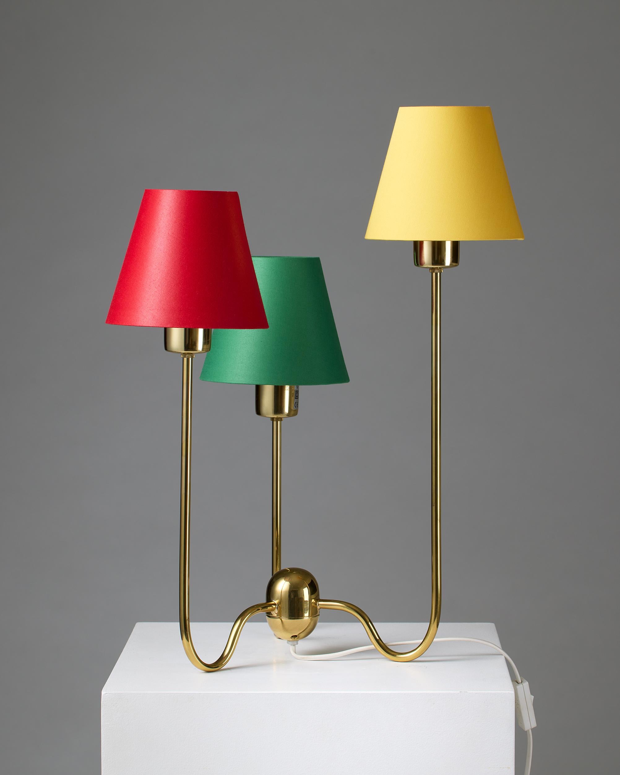 Table lamp model 2468 designed by Josef Frank for Svenskt Tenn Sweden, 1950s In Good Condition In Stockholm, SE