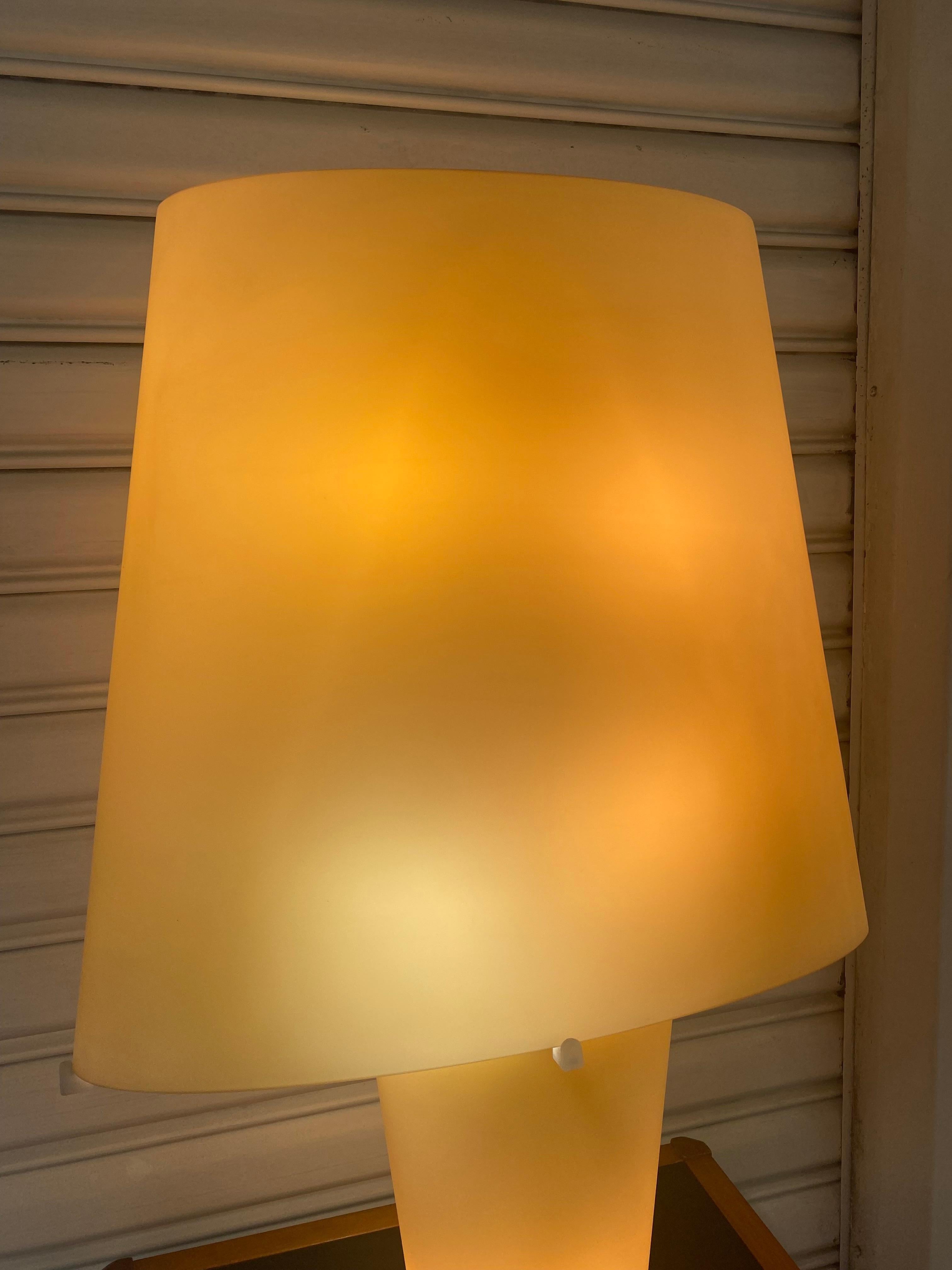 Glass Table Lamp Model 2850- Daniela Puppa for Fontana Artetable Lamp Model 2850- Dani For Sale