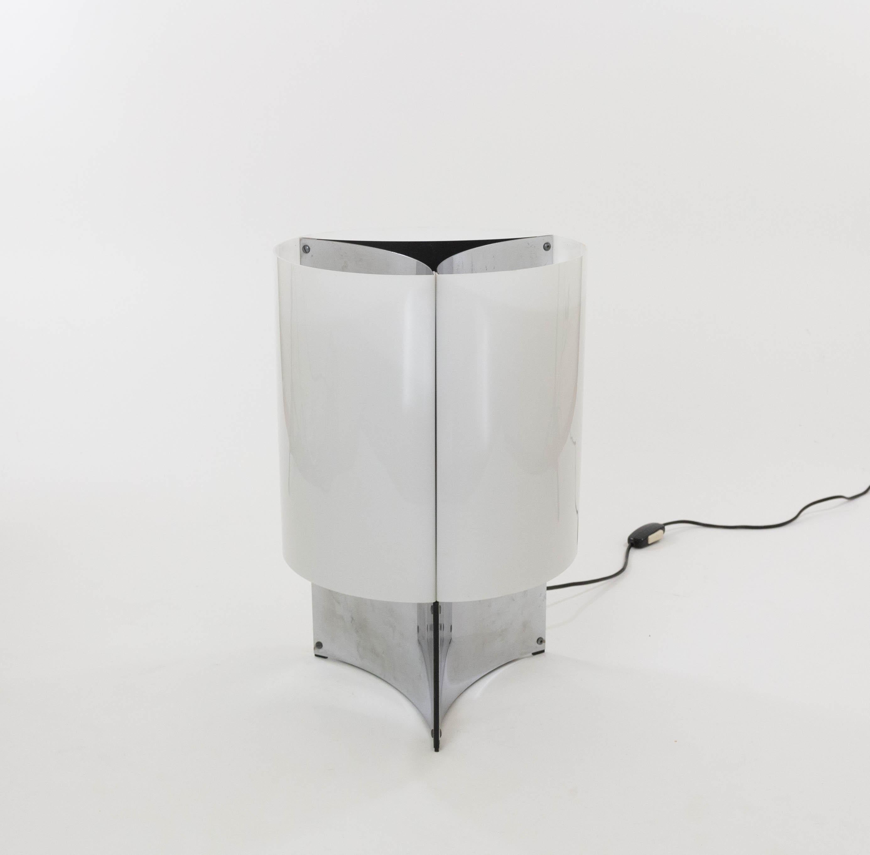 Mid-Century Modern Table Lamp Model 526/P by Massimo Vignelli for Arteluce, 1965 For Sale