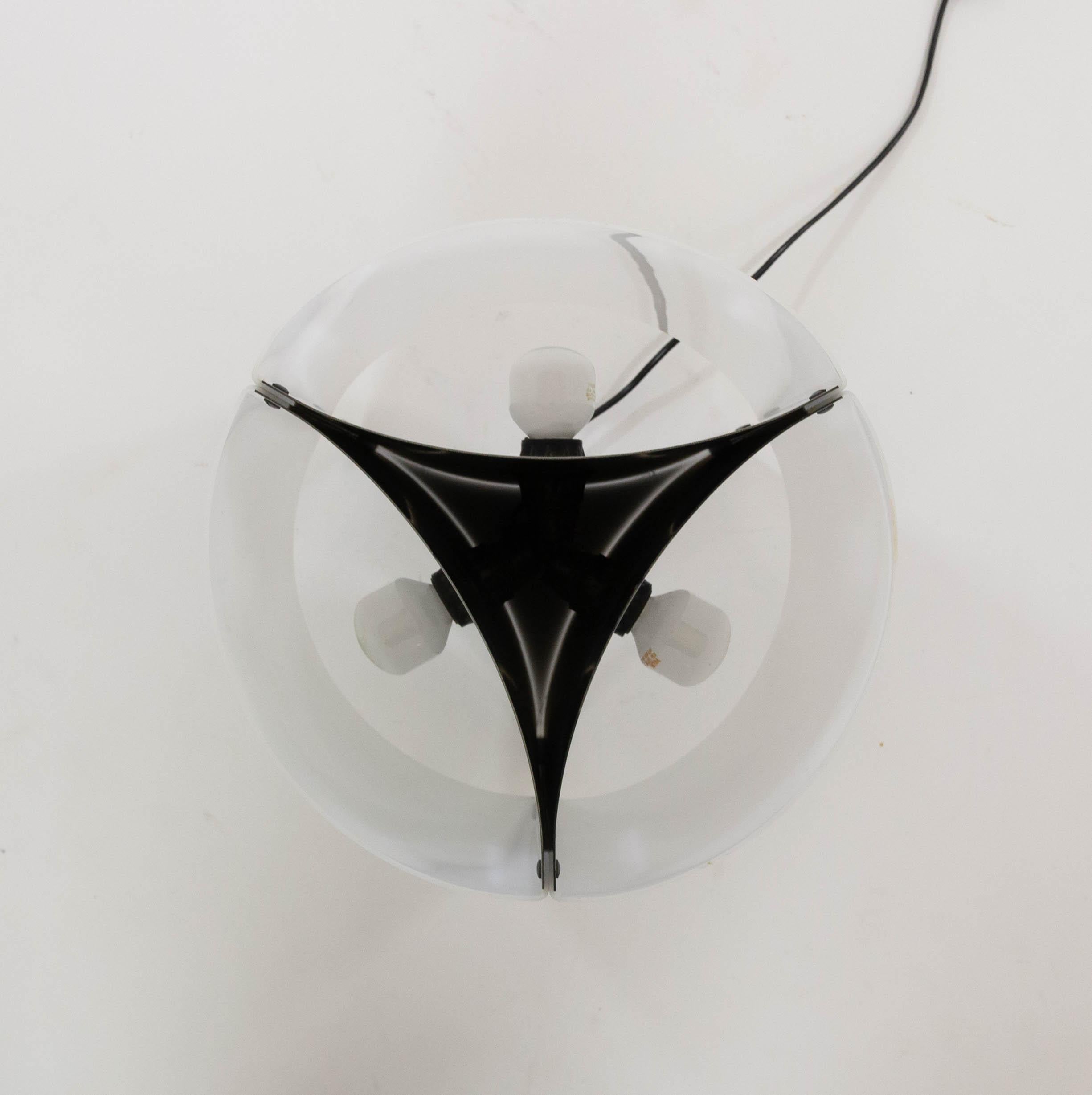Table Lamp Model 526/P by Massimo Vignelli for Arteluce, 1965 In Good Condition For Sale In Rotterdam, NL