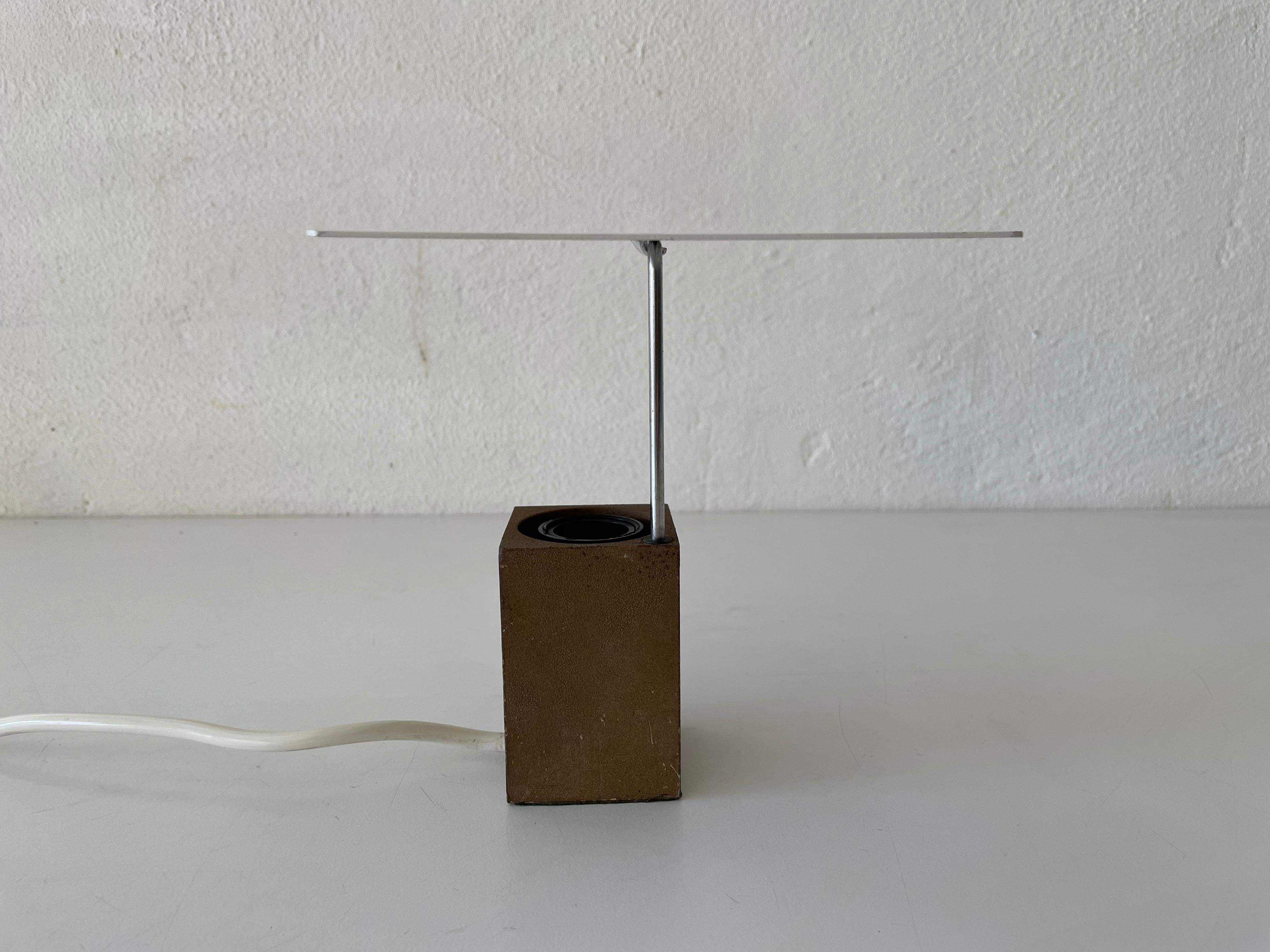 Italian Table Lamp Model 610 by Antonio Pio Macchi Cassia for Arteluce, 1970s Italy For Sale