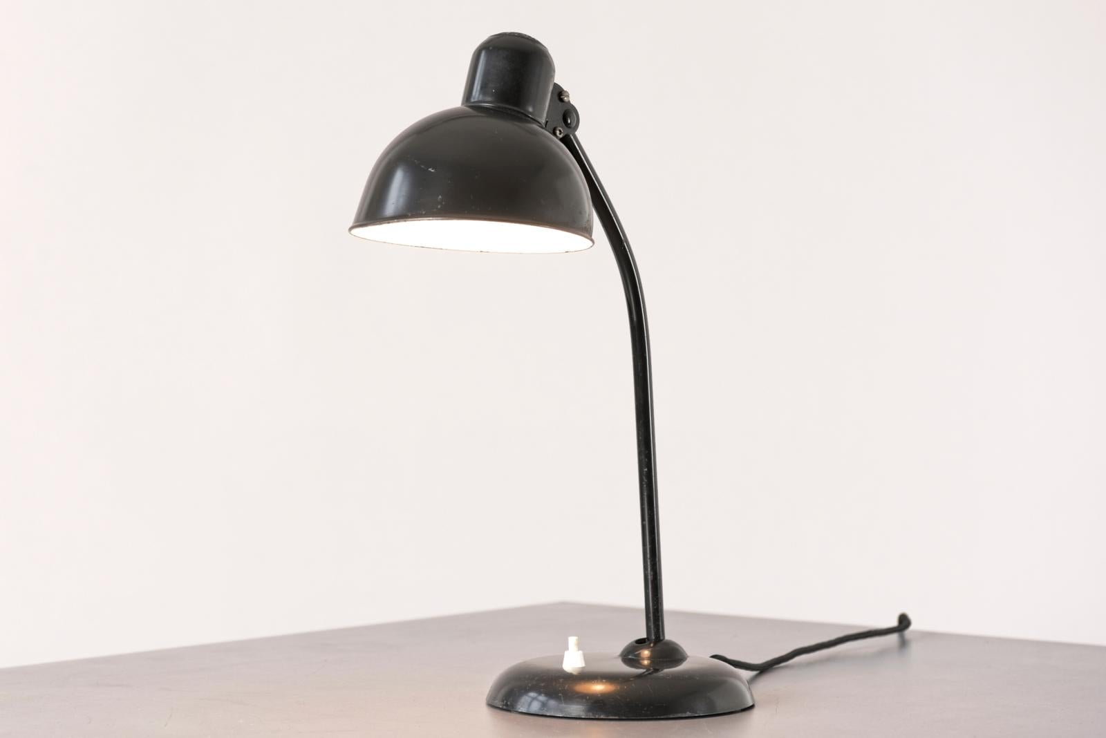 Table Lamp Model 6556 by Christian Dell for Kaiser & Co., Germany - 1935 In Good Condition For Sale In Berlin, DE