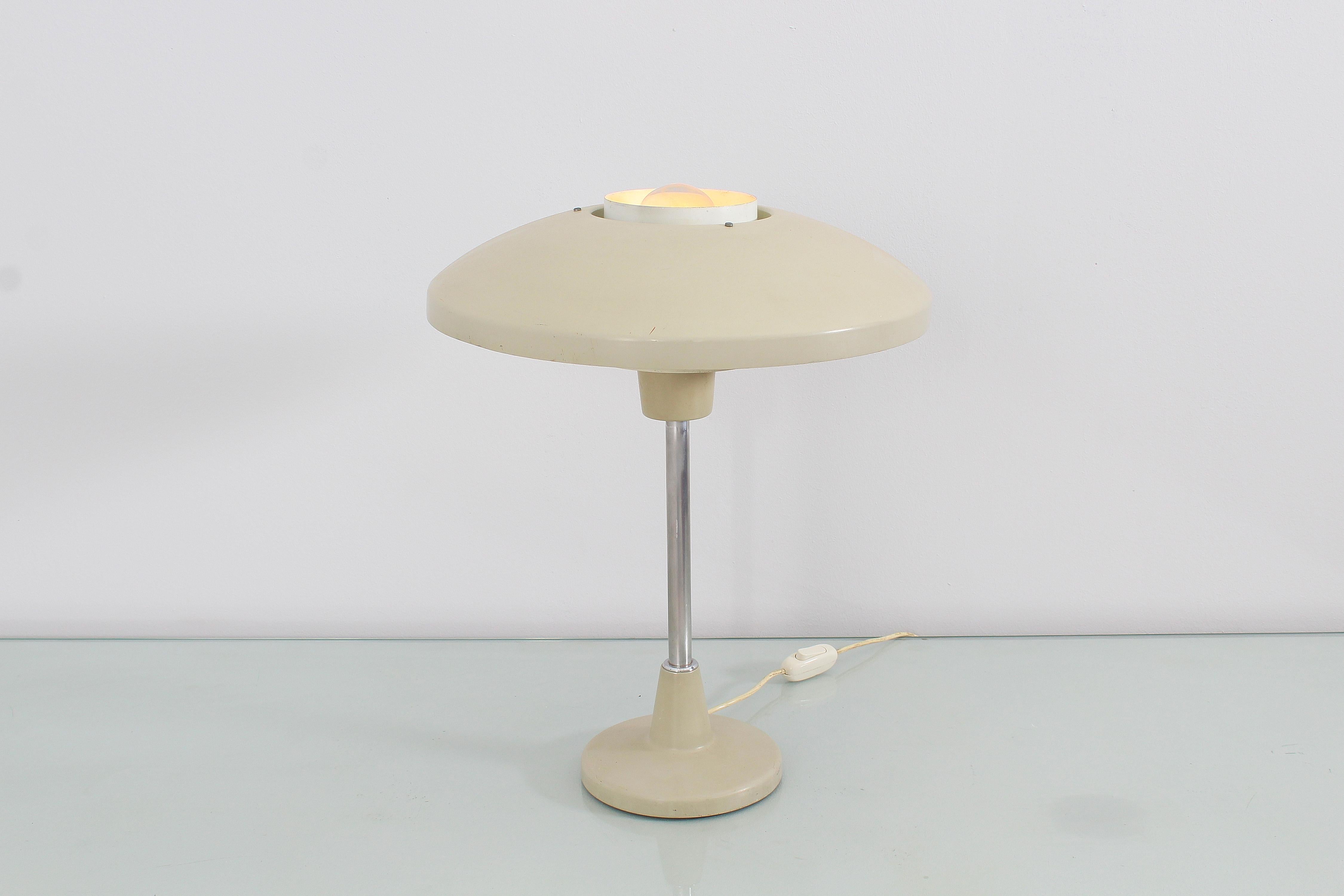 Mid-20th Century Table Lamp Model 8022 by Stilnovo, Italy, 1950s For Sale