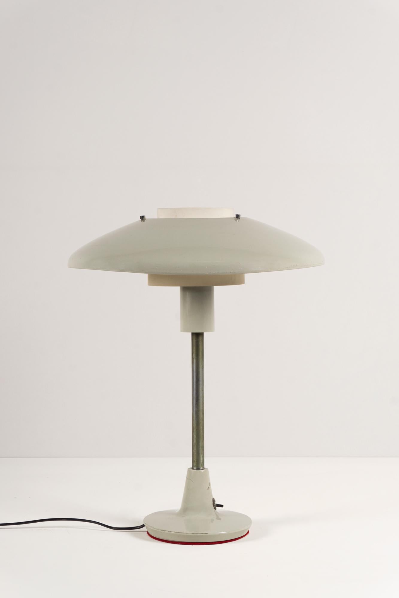 Mid-Century Modern Lampe de Table, Modèle '8022', Stilnovo, vers 1958 en vente