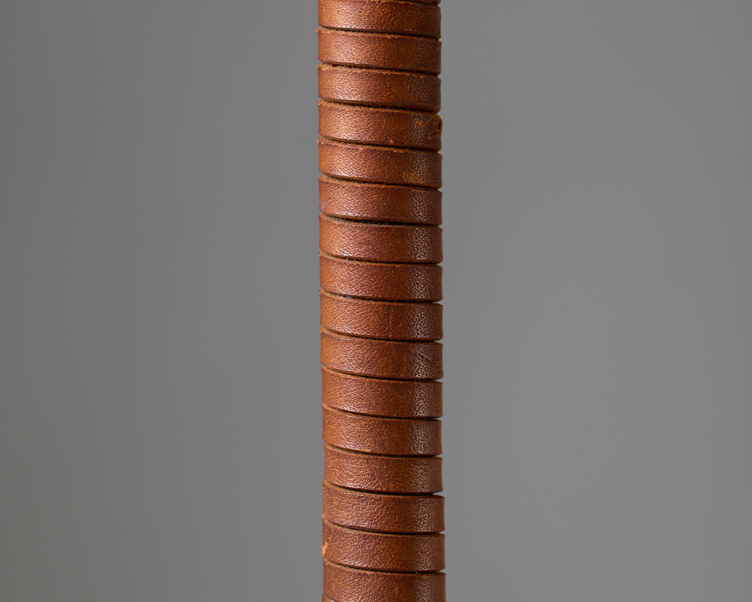 Lampe à poser modèle 9224 Design No/One par Paavo Tynell pour Taito Oy en vente 1