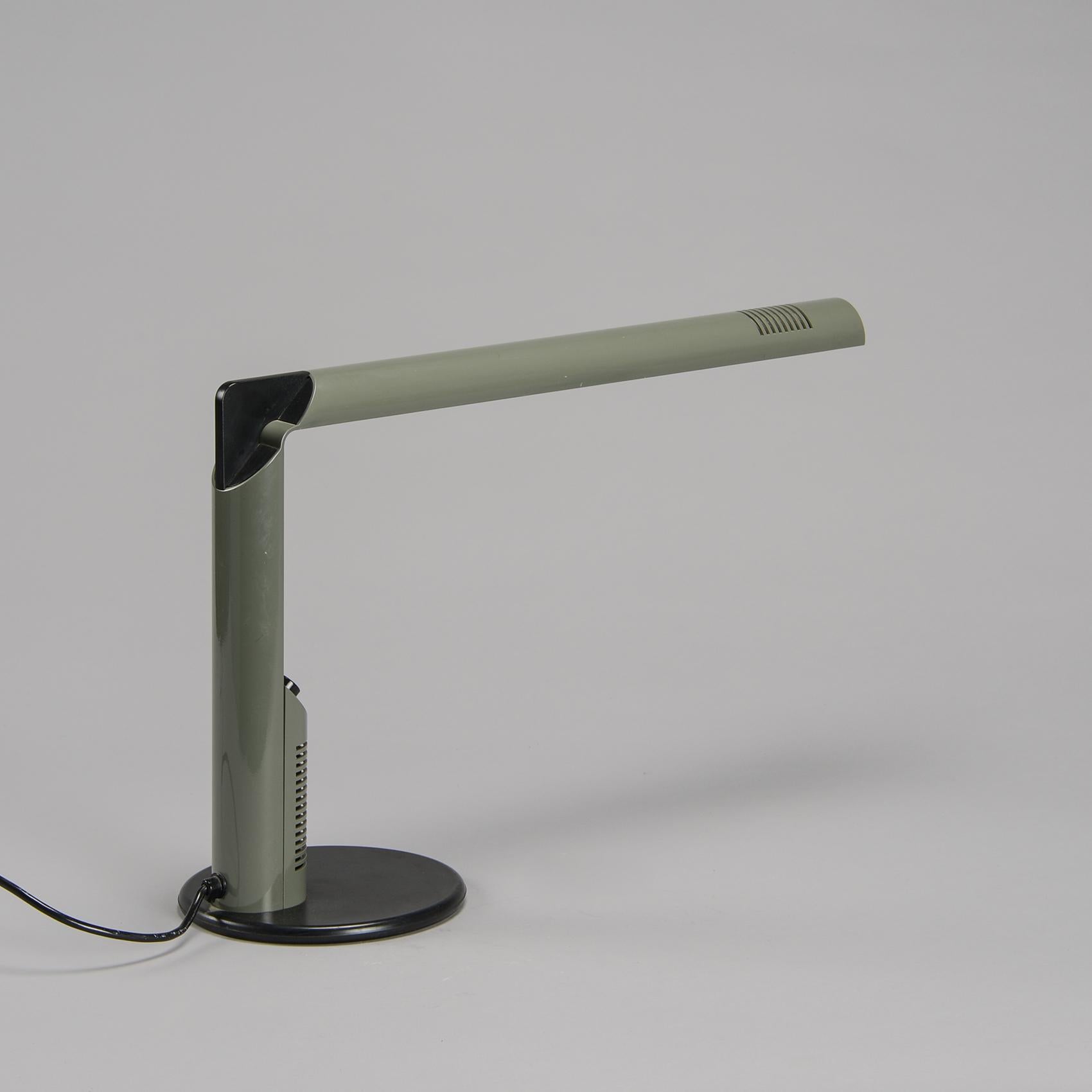 Table Lamp Model Abele by Gianfranco Frattini, Luci Italia In Excellent Condition In VILLEURBANNE, FR