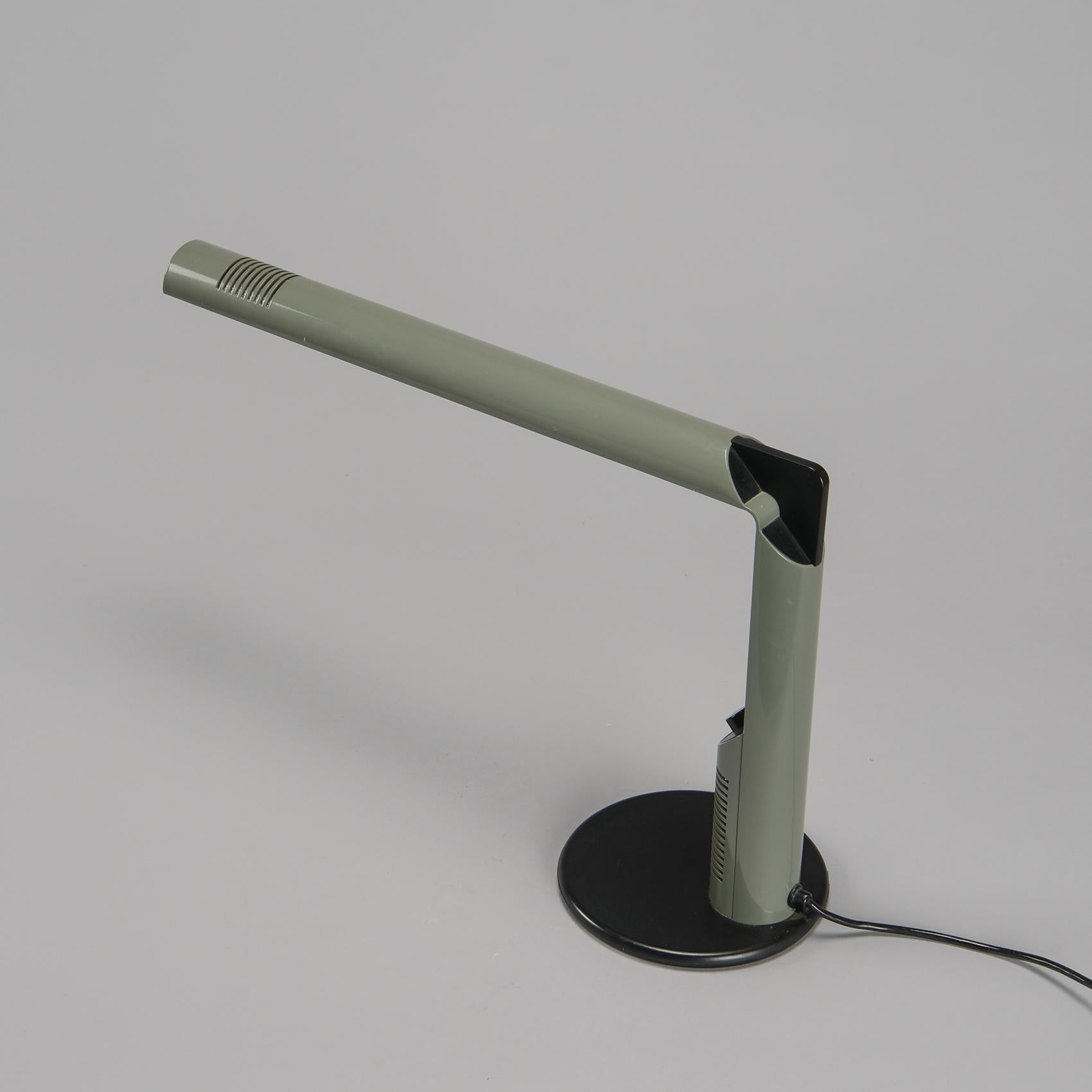 Late 20th Century Table Lamp Model Abele by Gianfranco Frattini, Luci Italia